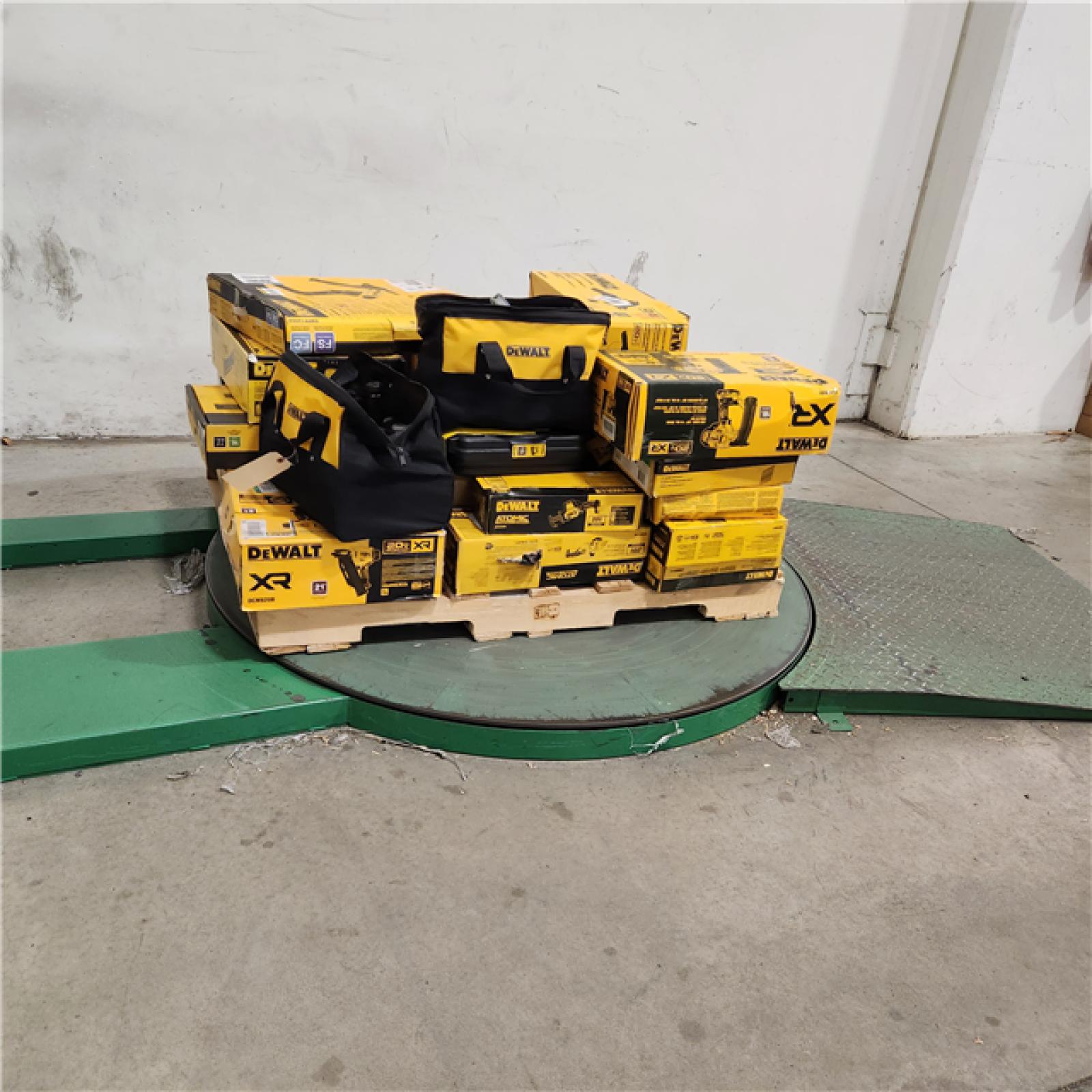 Dallas Location - As-Is DEWALT Tool Pallet