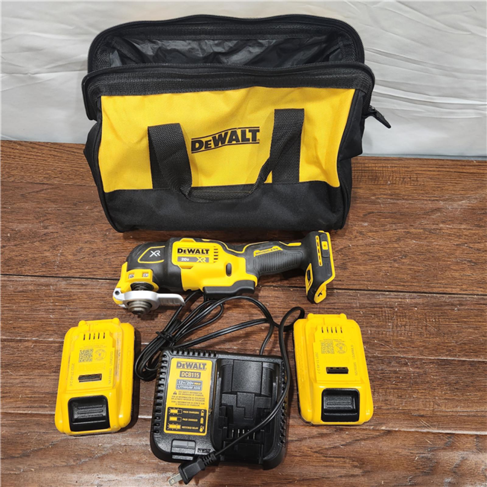 NEW DEWALT ATOMIC 20V MAX* Oscillating Tool, Brushless Cordless, Oscillating, 4ah Battery, Charger and Kit Bag (DCS354Q1)