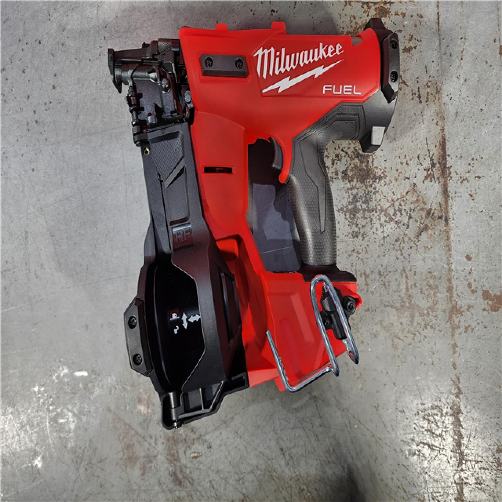 HOUSTON LOCATION - AS-IS (APPEARS LIKE NEW) M18 FUEL 18-Volt Lithium-Ion Brushless Cordless Coil Roofing Nailer (Tool Only)