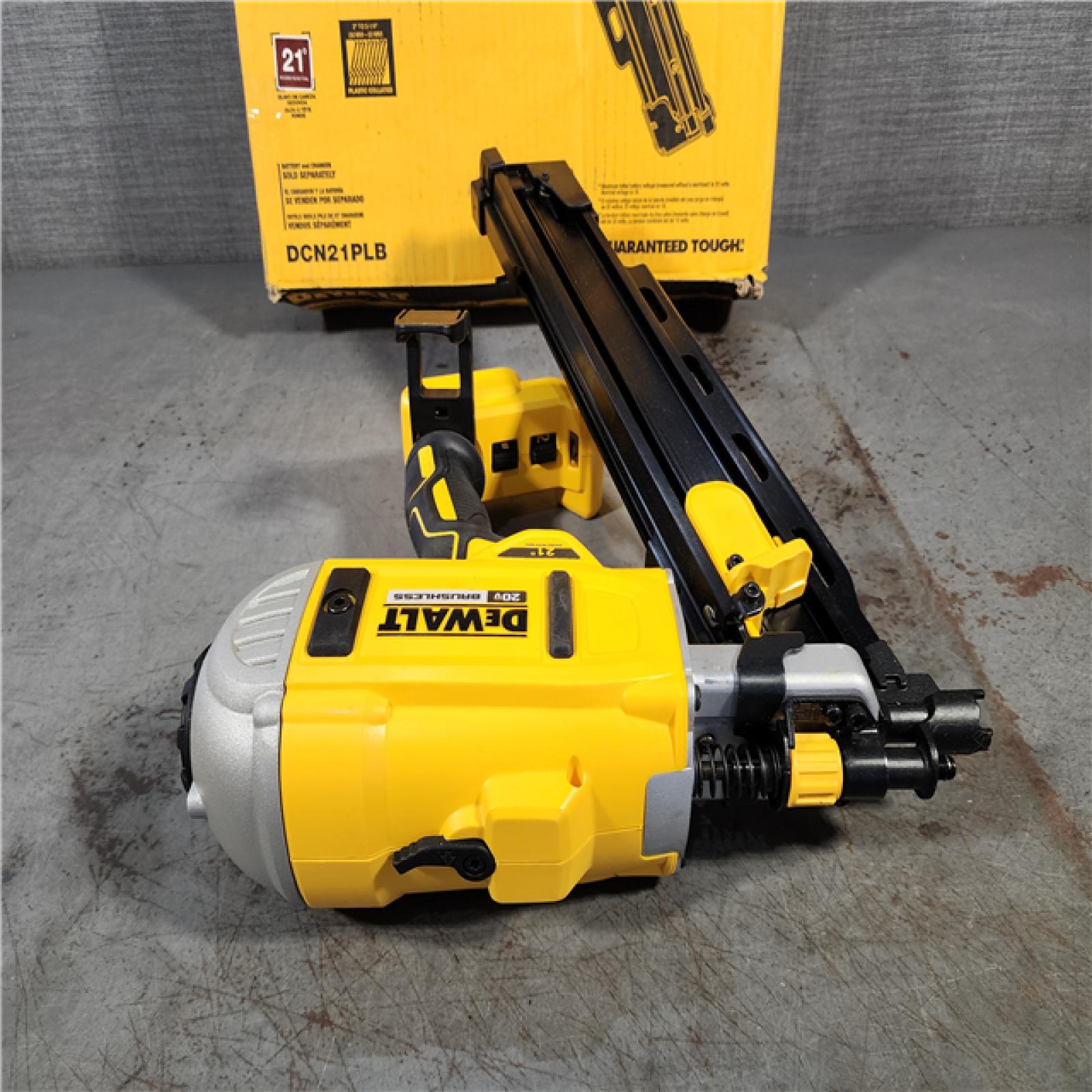 HOUSTON LOCATION - AS-IS DeWalt DCN21PLB 20V MAX 21-Degree Plastic Collated Framing Nailer (Bare Tool)