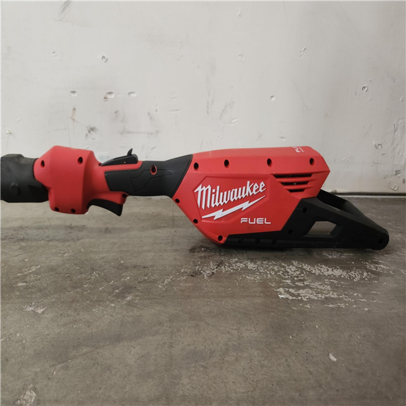 Phoenix Location Appears NEW Milwaukee M18 FUEL 10 in. 18V Lithium-Ion Brushless Electric Cordless Telescoping Pole Saw, 13 ft. Length (Tool-Only)