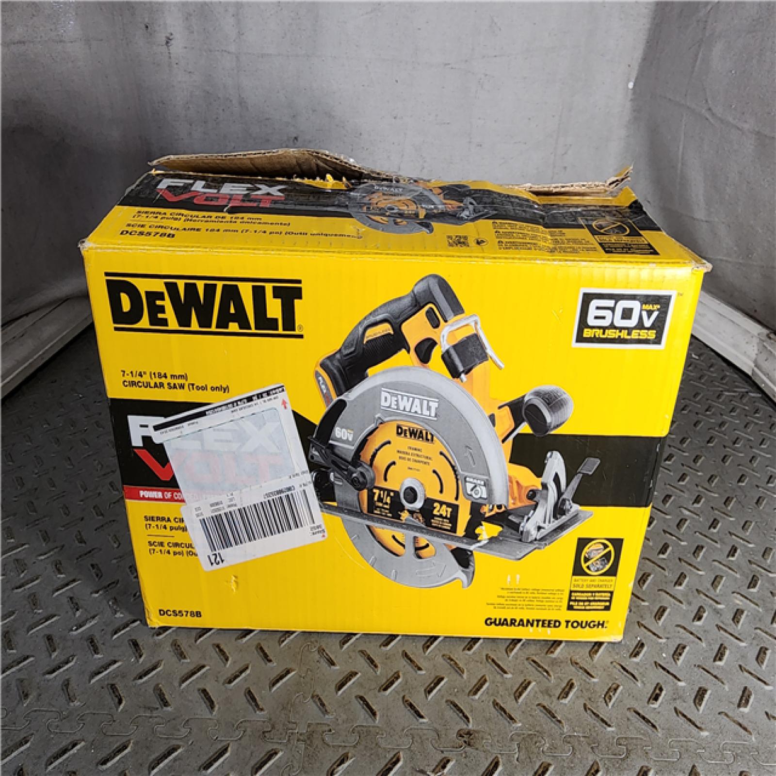 HOUSTON LOCATION - AS-IS DeWALT Flexvolt Max 7-1/4  60V Brushless Circular Saw DCS578B (Bare Tool)