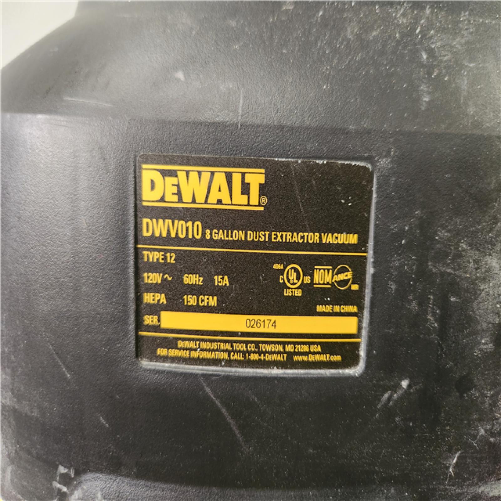 Phoenix Location DEWALT 8 Gal. HEPA Dust Extractor with Automatic Filter Cleaning