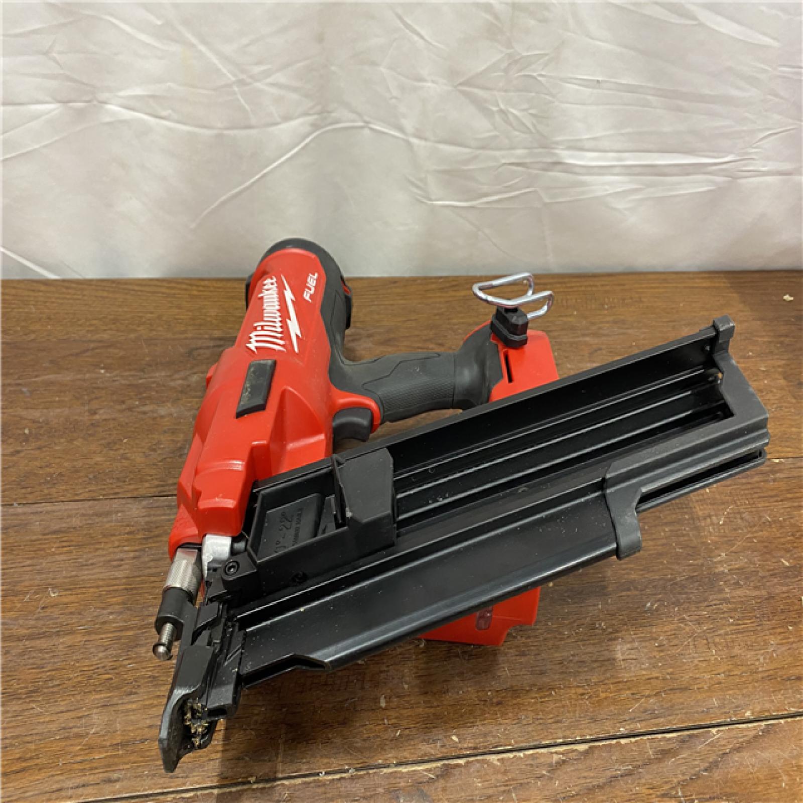 AS-ISMilwaukee 2744-20 M18 FUEL 21-Degree Cordless Framing Nailer (Tool Only)