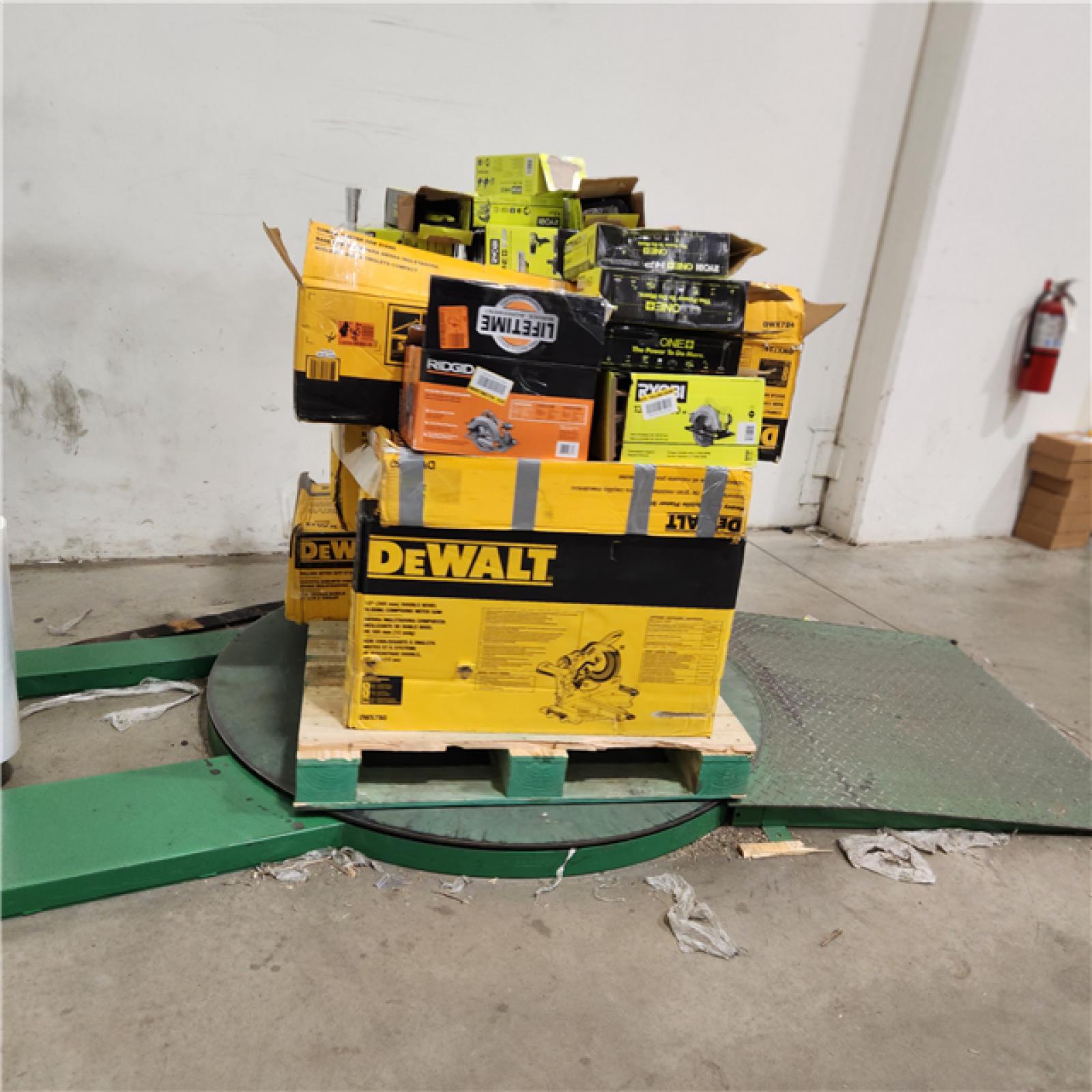 Dallas Location - As-Is Tool Pallet