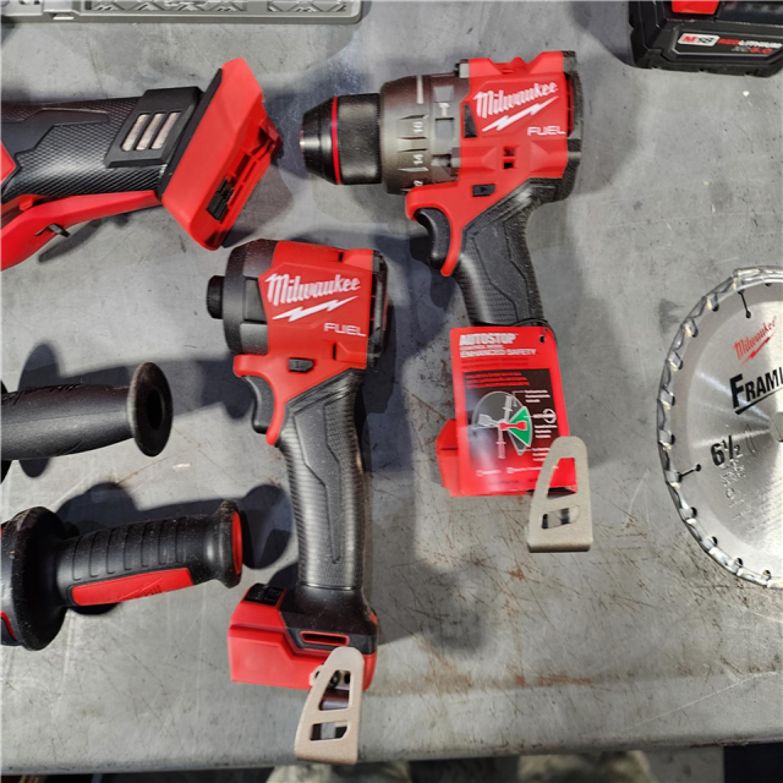 HOUSTON LOCATION - AS-IS (APPEARS LIKE NEW) Milwaukee M18 FUEL 5-TOOL COMBO KIT