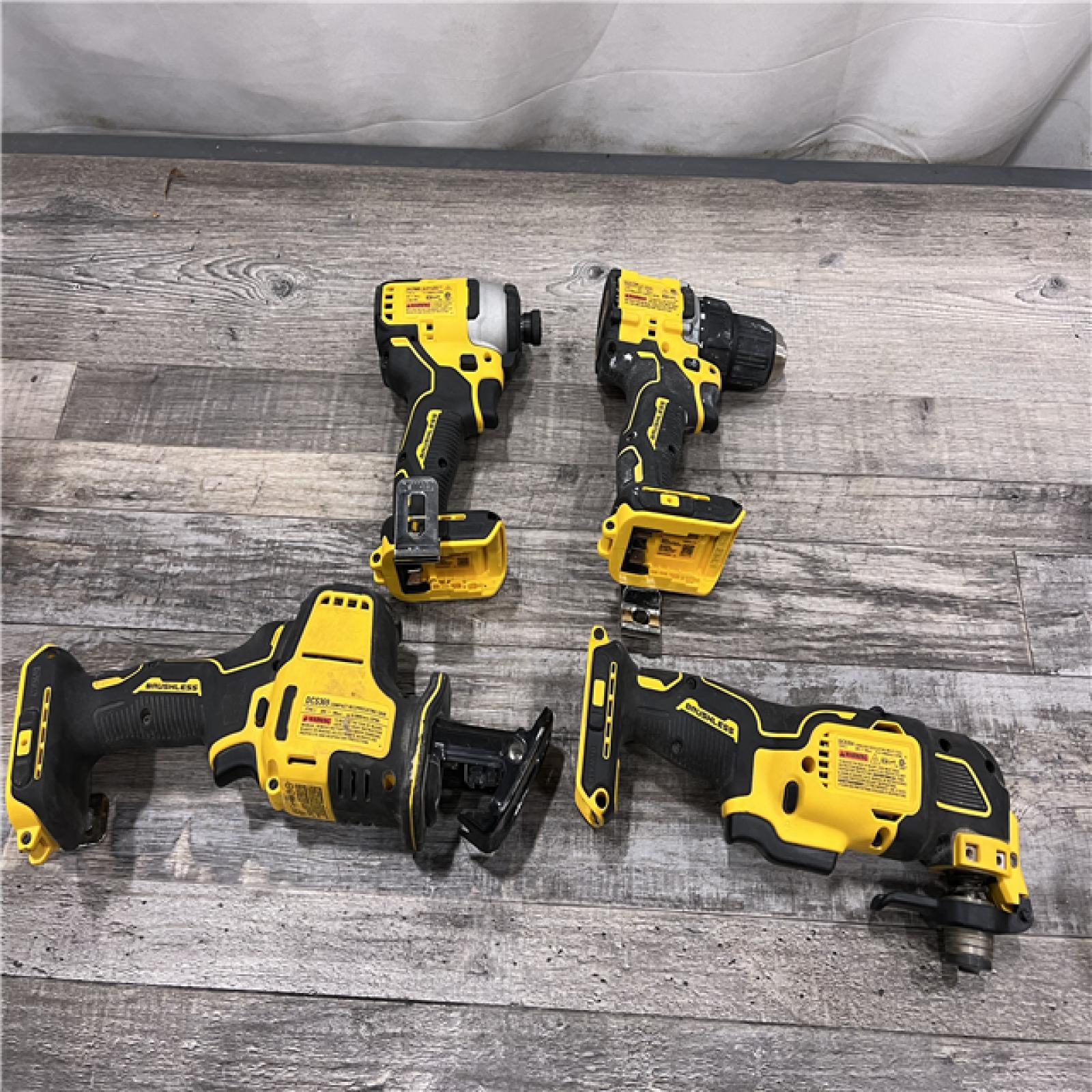 AS-IS DEWALT 20V MAX* XR 4-Tool Combo Kit