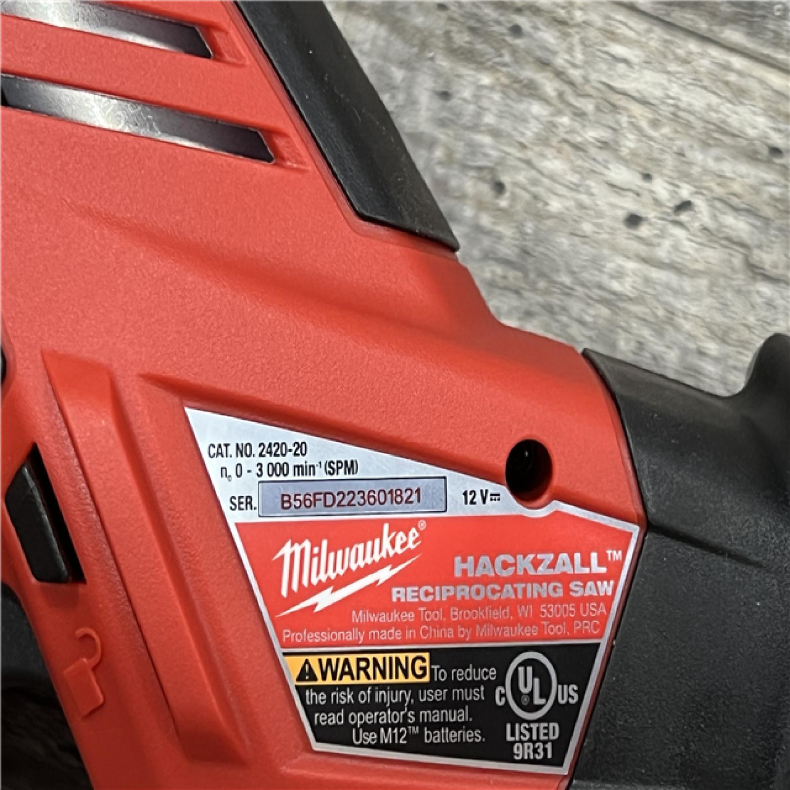 AS-IS Milwaukee 2420-21 - M12 Fuel Hackzall 1/2  12V 1.5Ah Cordless Straight Handle Reciprocating Saw Kit