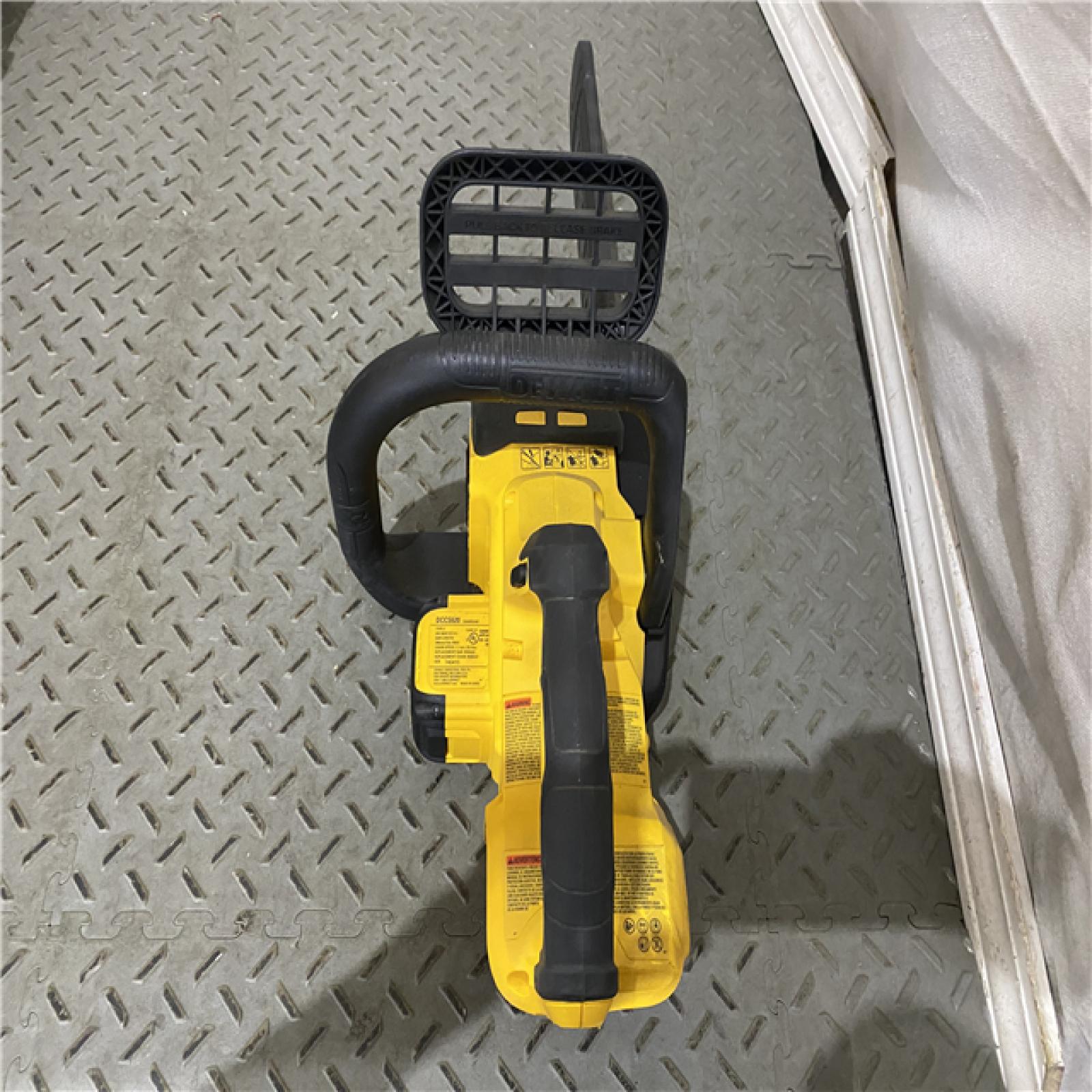 Houston location AS-IS DEWALT DCCS620B 20V MAX Lithium-Ion Cordless Compact Chainsaw (Tool Only)