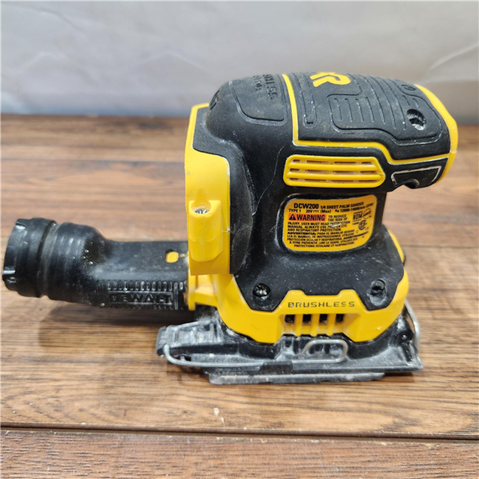 AS-IS Dewalt 20-Volt MAX Cordless Brushless 1/4 Sheet Sander (Tool-Only)