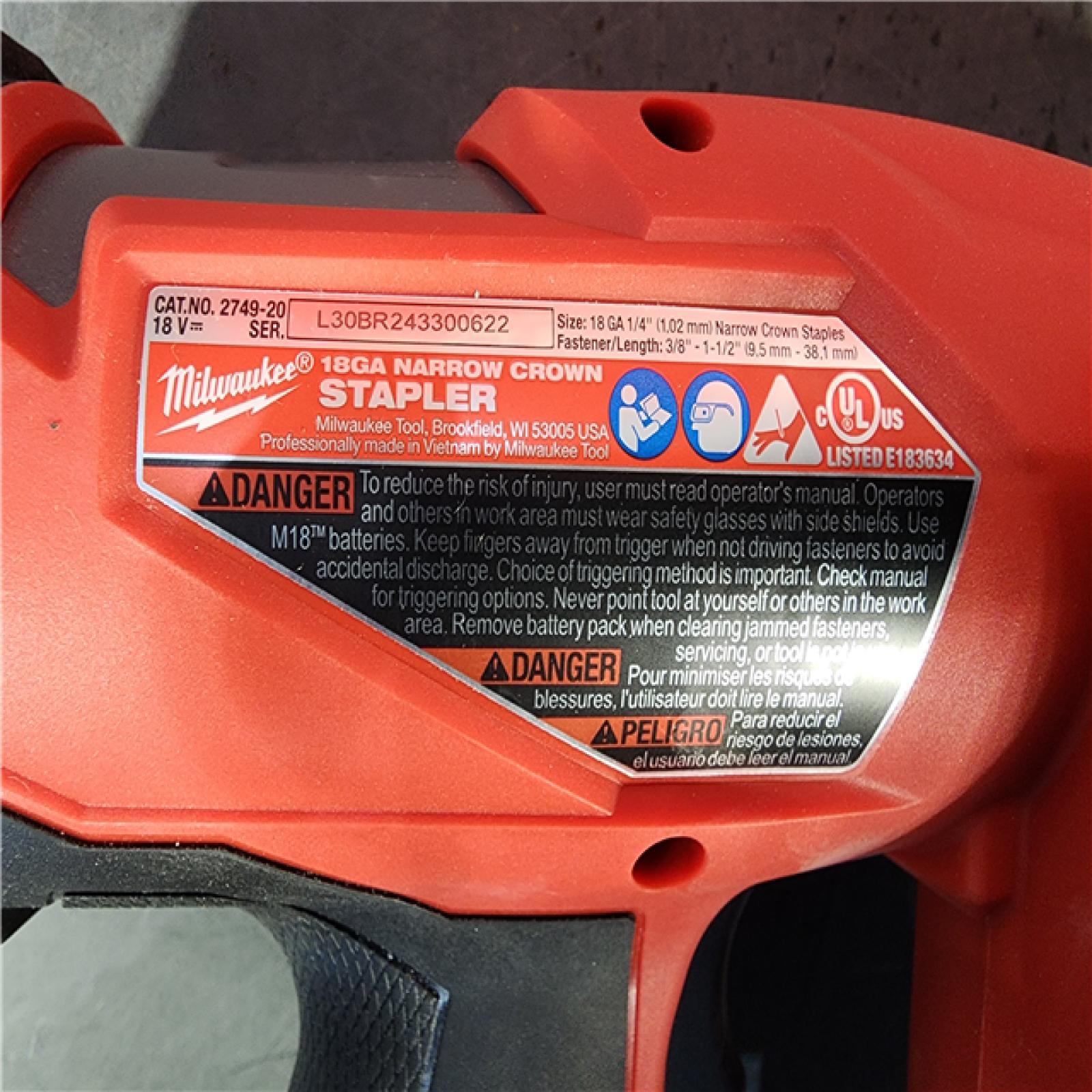 HOUSTON LOCATION - AS-IS M18 FUEL 18-Volt Lithium-Ion Brushless Cordless 18-Gauge 1/4 in. Narrow Crown Stapler (Tool-Only)