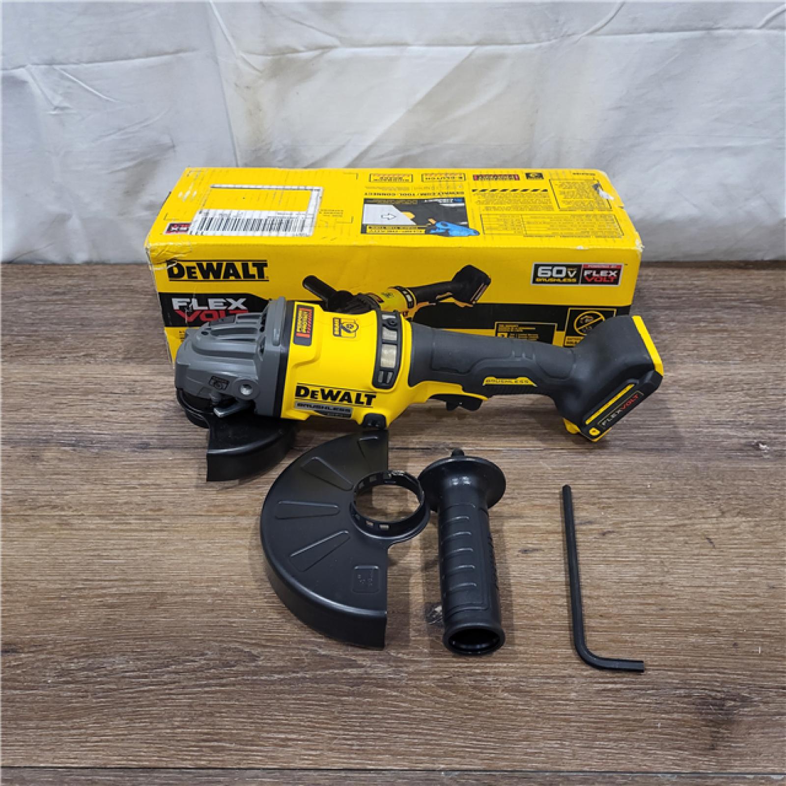 AS-IS DeWalt FLEXVOLT 60V MAX Cordless Grinder  4.5 - 6   9000 RPM  1 EA (115-DCG418B) (ONLY TOOL)