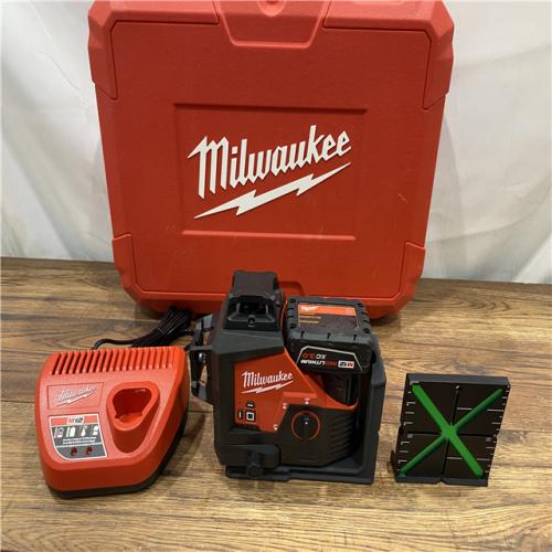 AS IS Milwaukee-3632-21 M12 Green Beam Laser 360Â° 3-Plane Kit