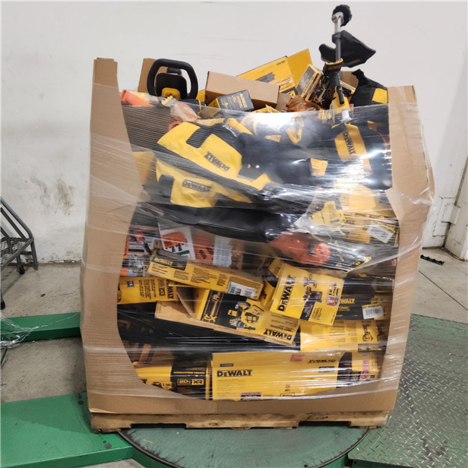 Dallas Location - As-Is DEWALT Tool Pallet