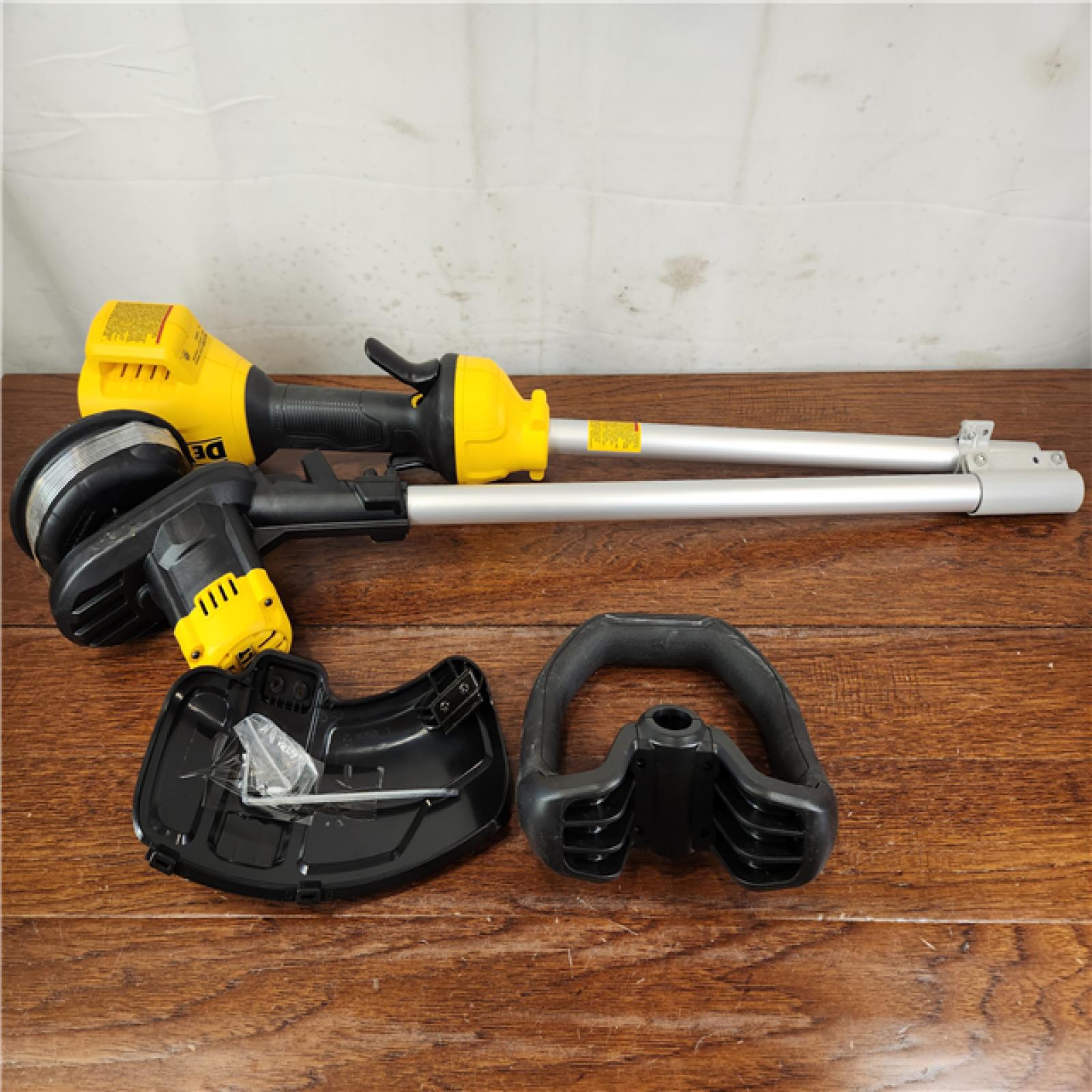 AS-IS DEWALT 20V MAX Cordless Battery Powered String Trimmer (Tool Only)