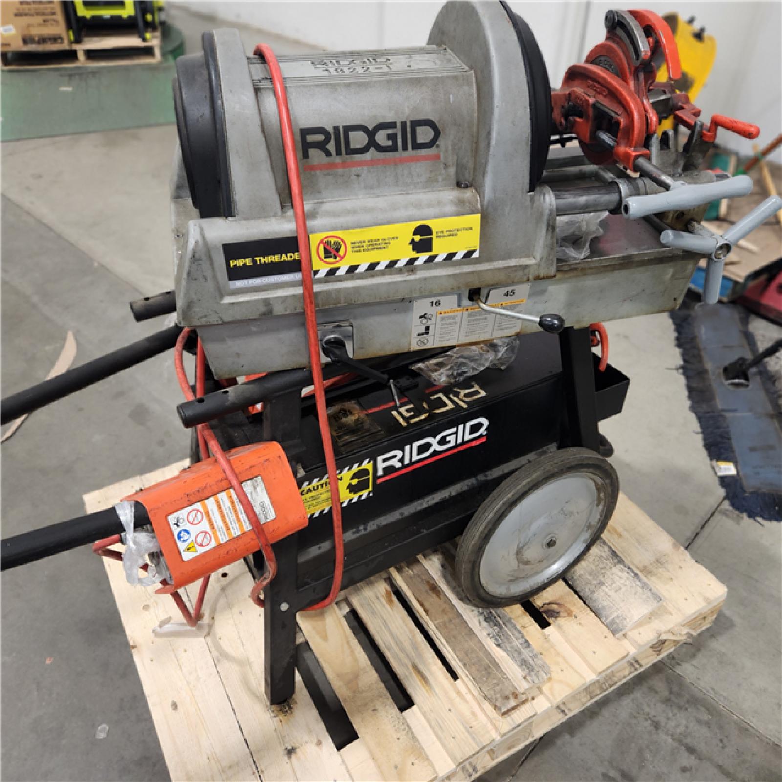 Dallas Location - As-Is RIDGID 1822-I Auto Chuck Pipe Threader