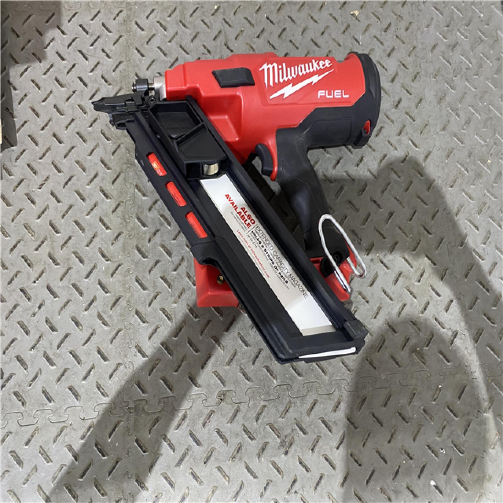 Houston location AS-IS MILWAUKEE M18 FUEL 3-1/2 in. 18-Volt 30-Degree Lithium-Ion Brushless Cordless Framing Nailer (Tool-Only)