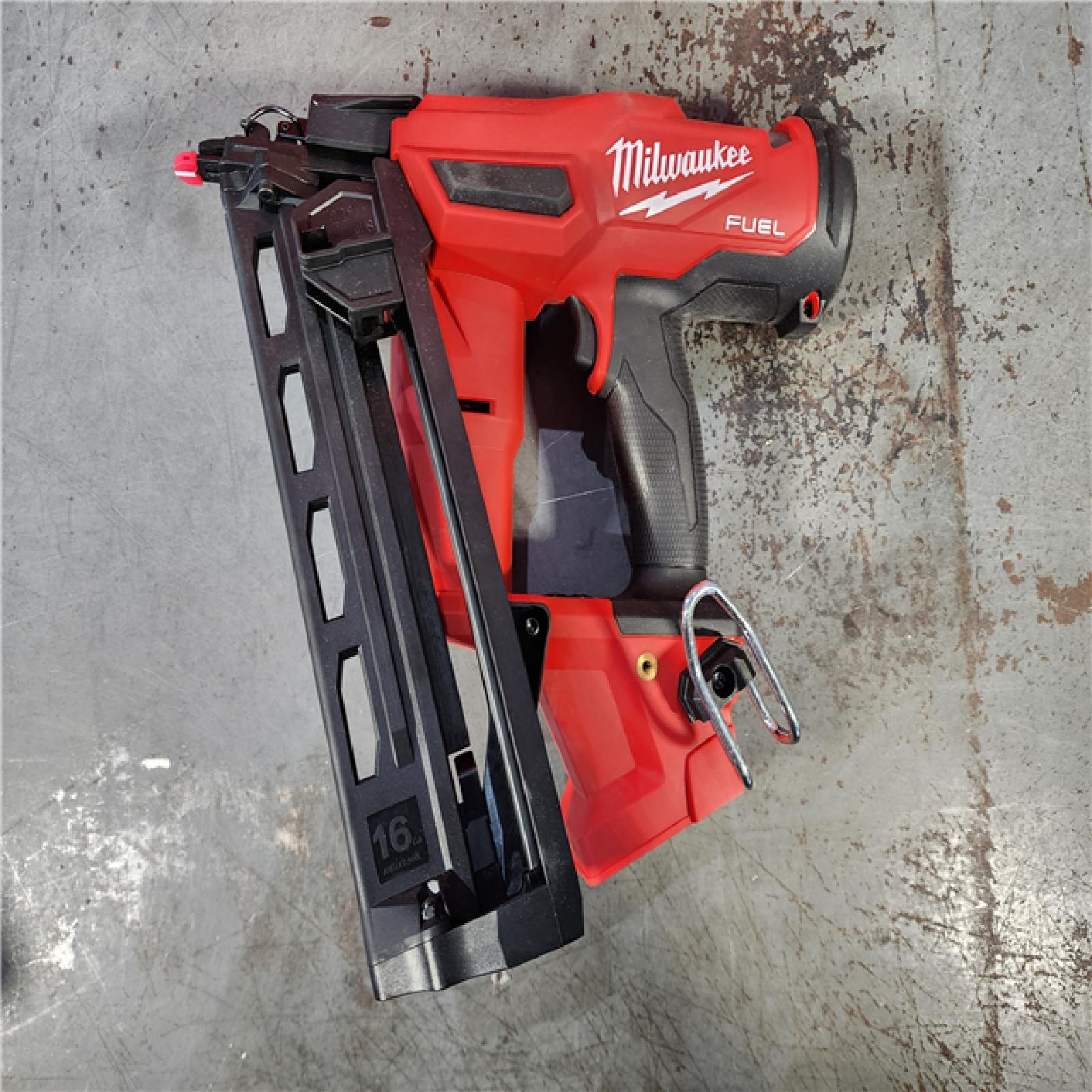 HOUSTON LOCATION - AS-IS (APPEARS LIKE NEW) Milwaukee 2841-20 18V Cordless Gen II 16 Gauge Angled Finish Nailer (Tool Only)