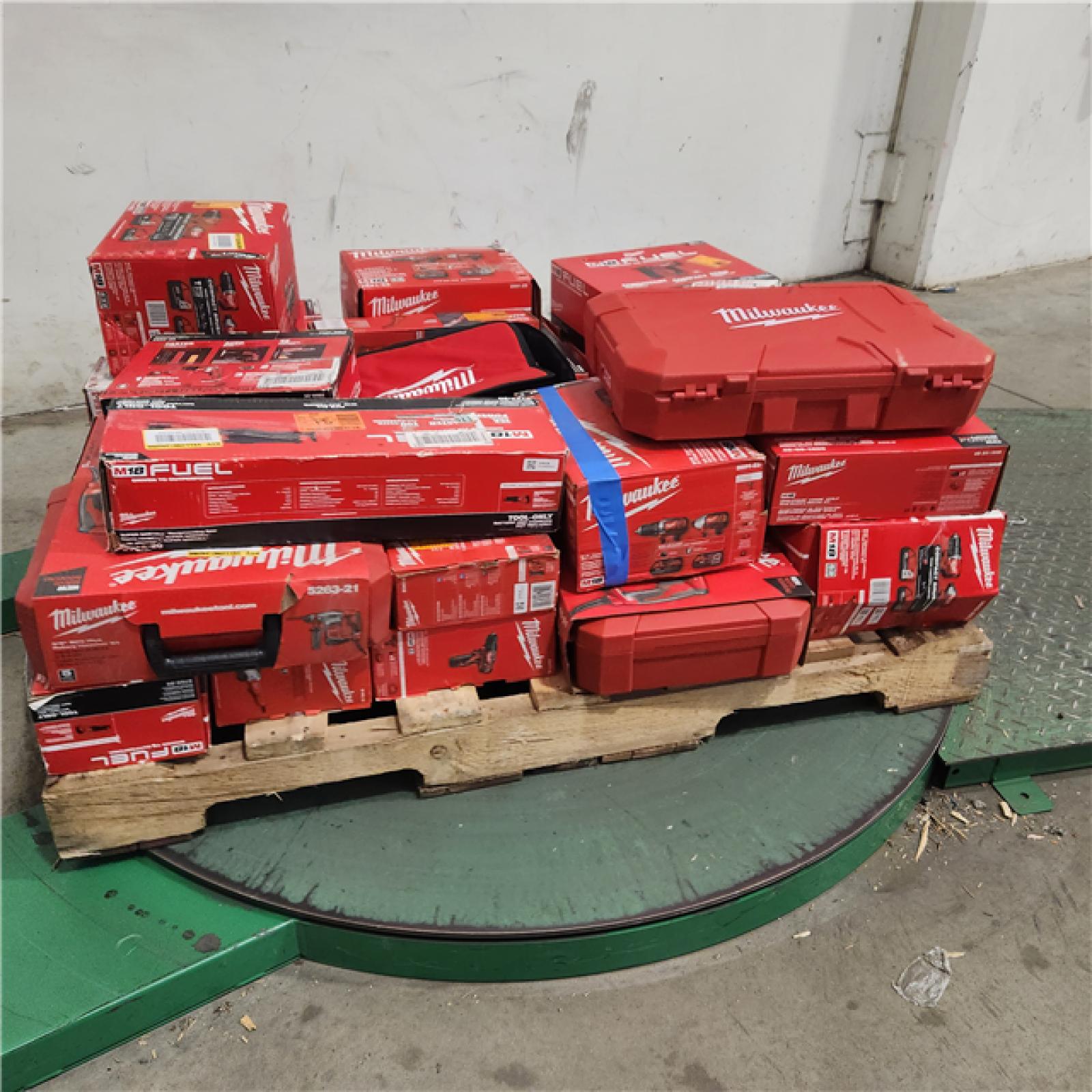 Dallas Location - As-Is MILWAUKEE Tool Pallet