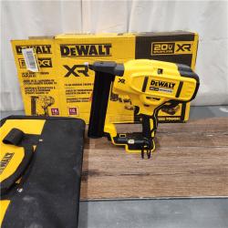 In Box DEWALT DCN681D1 20V 18Ga Stapler Kit