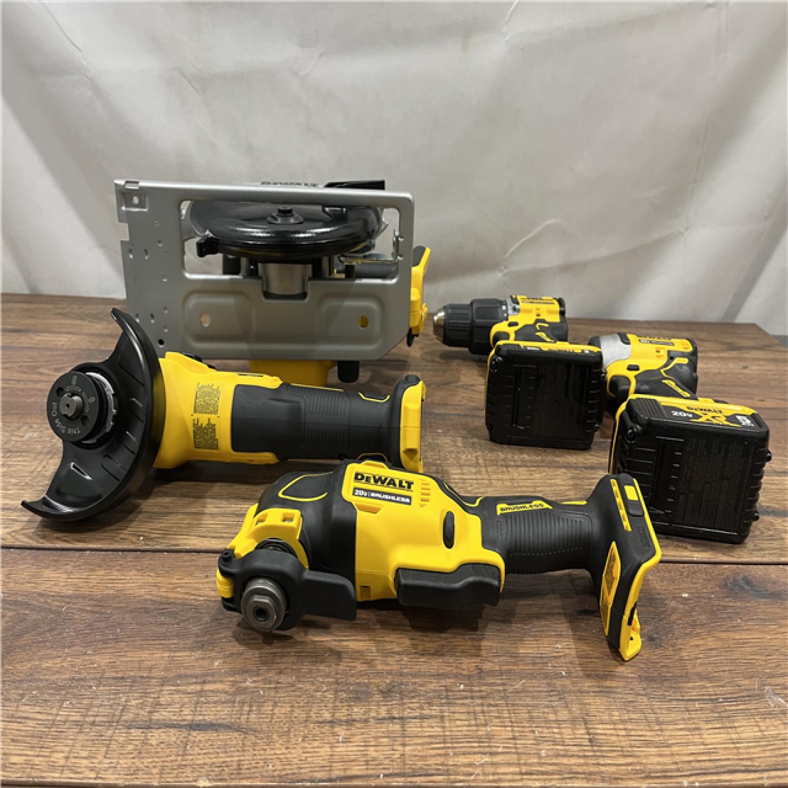 AS IS Dewalt 20-Volt MAX ToughSystem Lithium-Ion 6-Tool Cordless Combo Kit