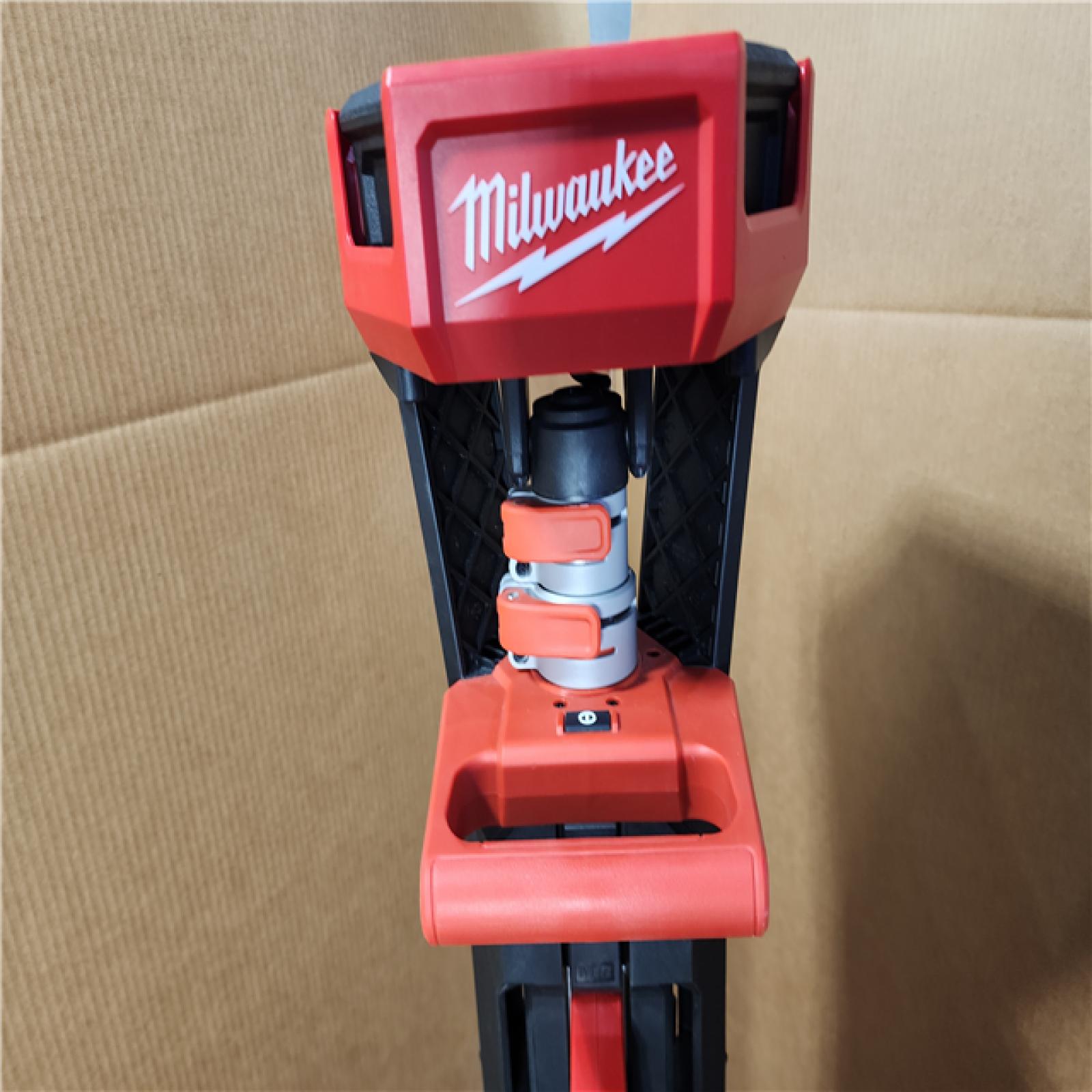 HOUSTON LOCATION - AS-IS Milwaukee M18 18V Cordless Rocket Dual Power Tower Light (Tool Only)