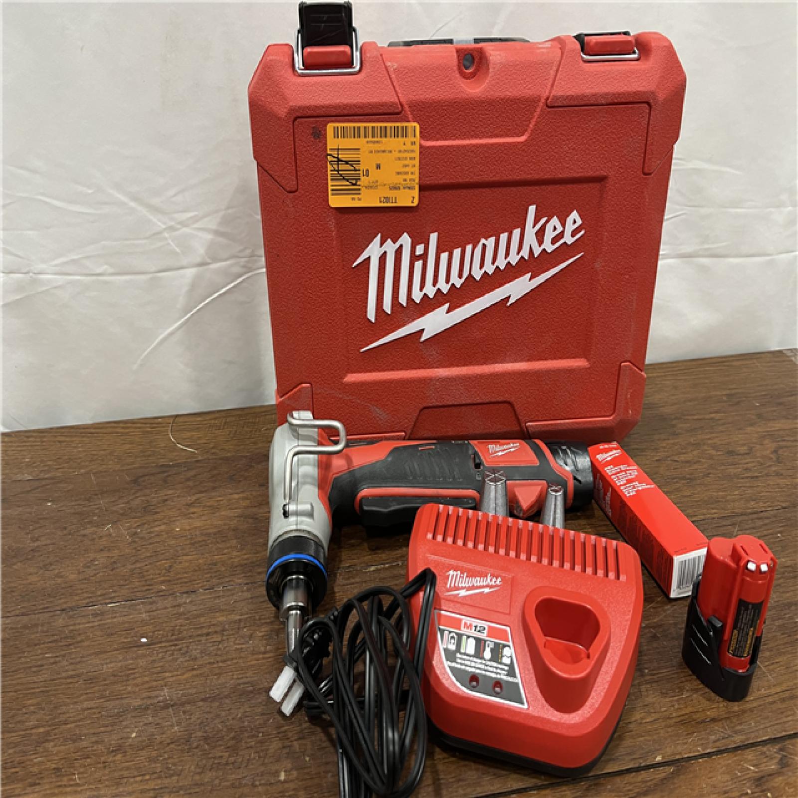 AS-ISM12 12-Volt Lithium-Ion Cordless PEX Expansion Tool Kit with (2) 1.5 Ah Batteries, (3) Expansion Heads and Hard Case