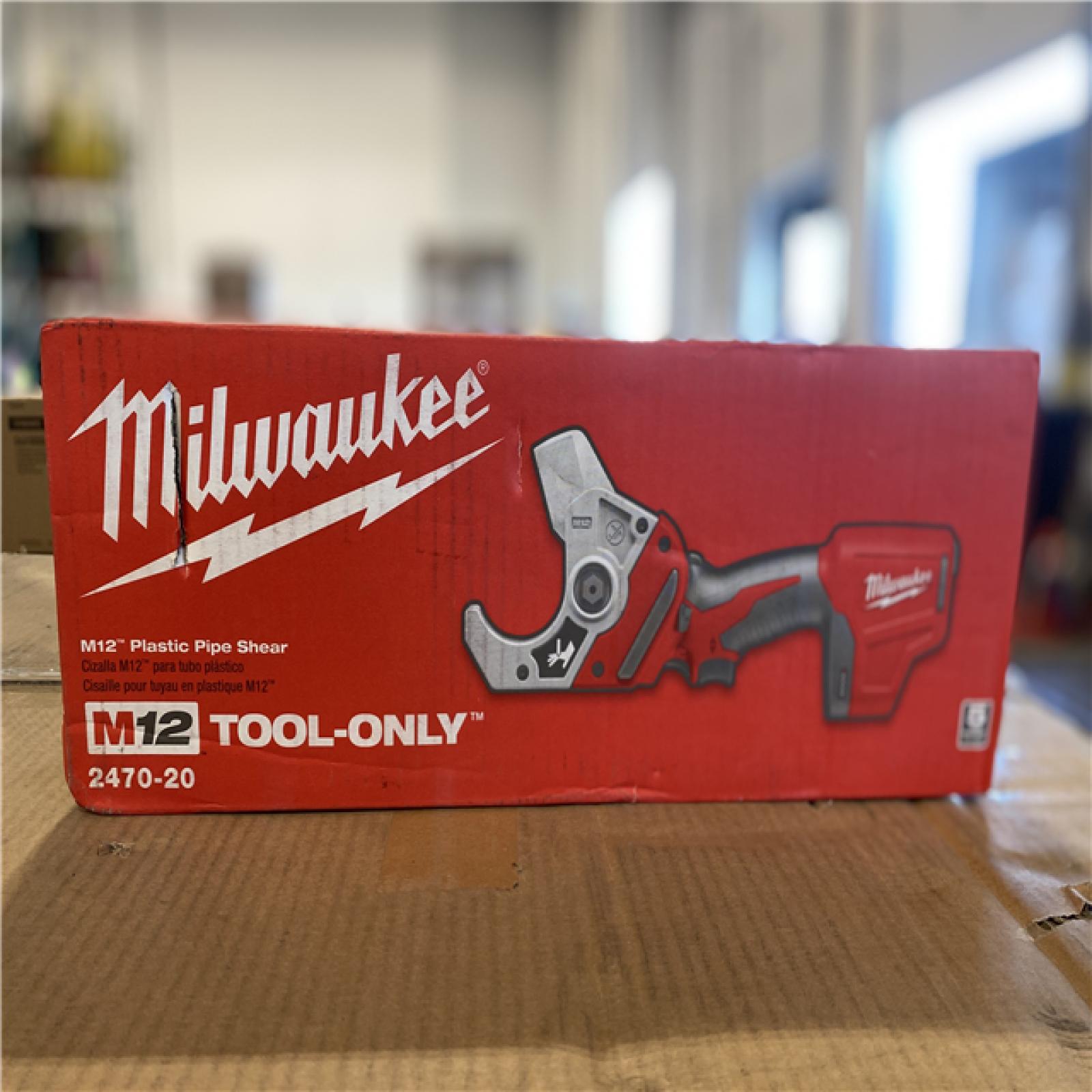 NEW! -  Milwaukee M12 12V Lithium-Ion Cordless PVC Pipe Shear (Tool-Only)