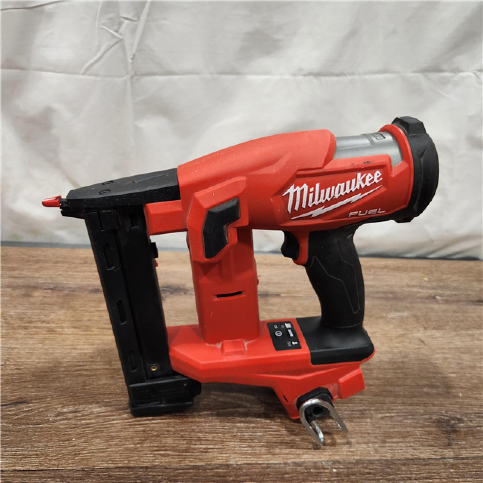 AS-IS M18 FUEL 18-Volt Lithium-Ion Brushless Cordless 18-Gauge 1/4 in. Narrow Crown Stapler (Tool-Only)