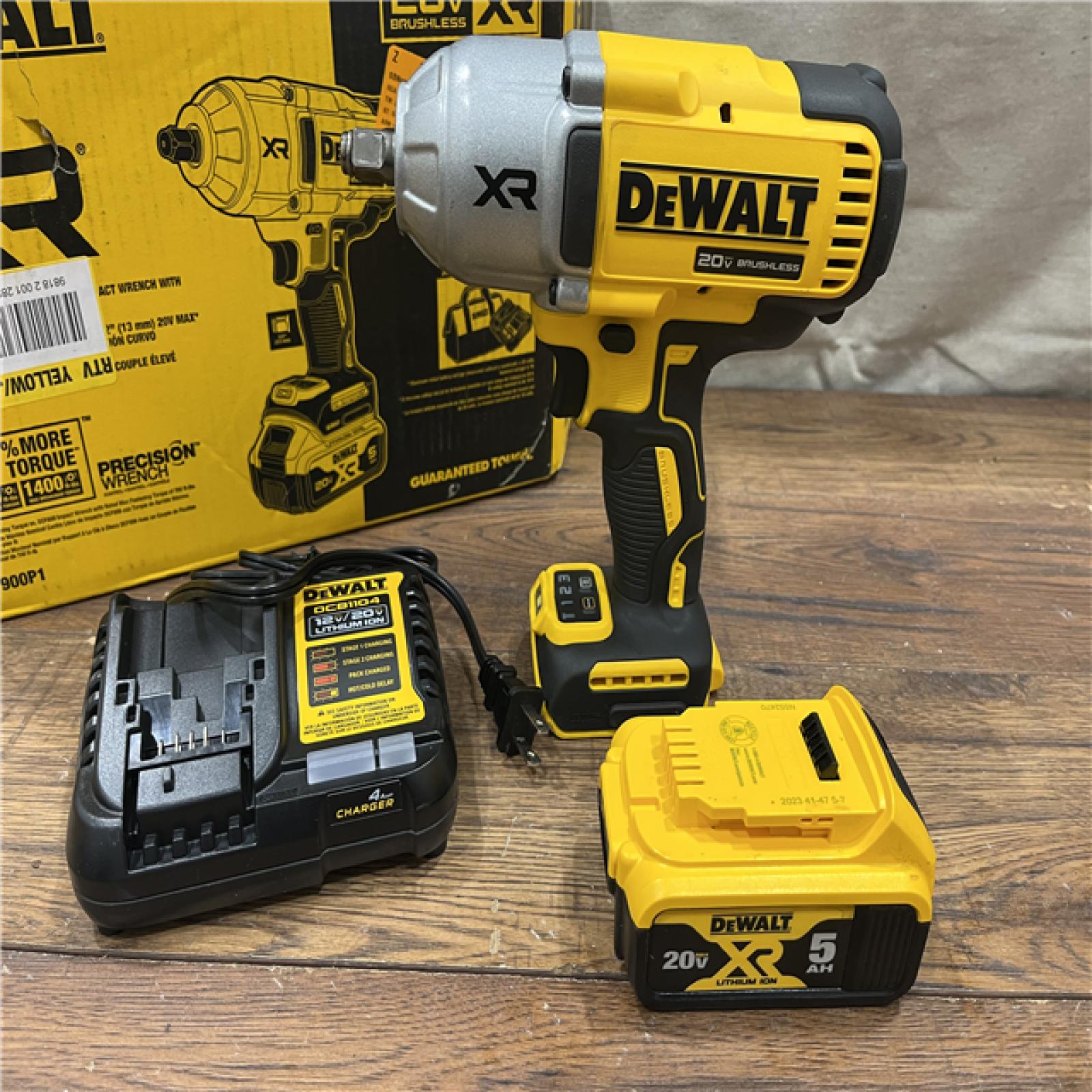 AS-ISDEWALT 20V MAX* XR 1/2  High Torque Impact Wrench with Hog Ring Anvil