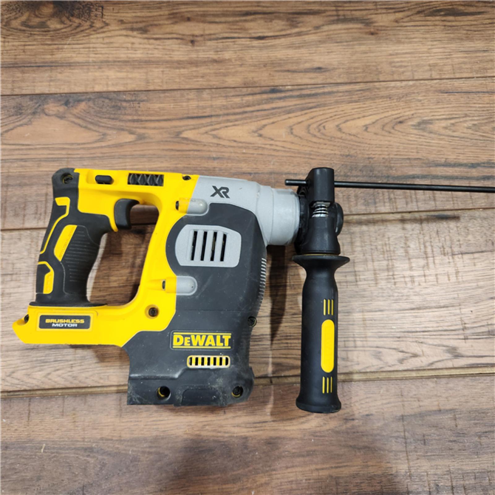 AS-IS DEWALT 20V MAX XR Brushless Cordless 1 in. SDS Plus L-Shape Rotary Hammer (Tool-Only)