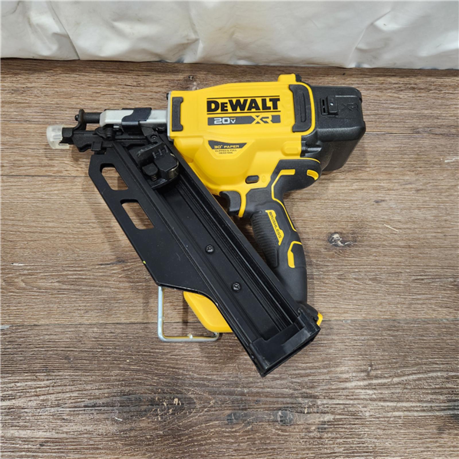 AS-IS DEWALT 20-Volt 30Â° Cordless Framing Nailer (Tool-Only)