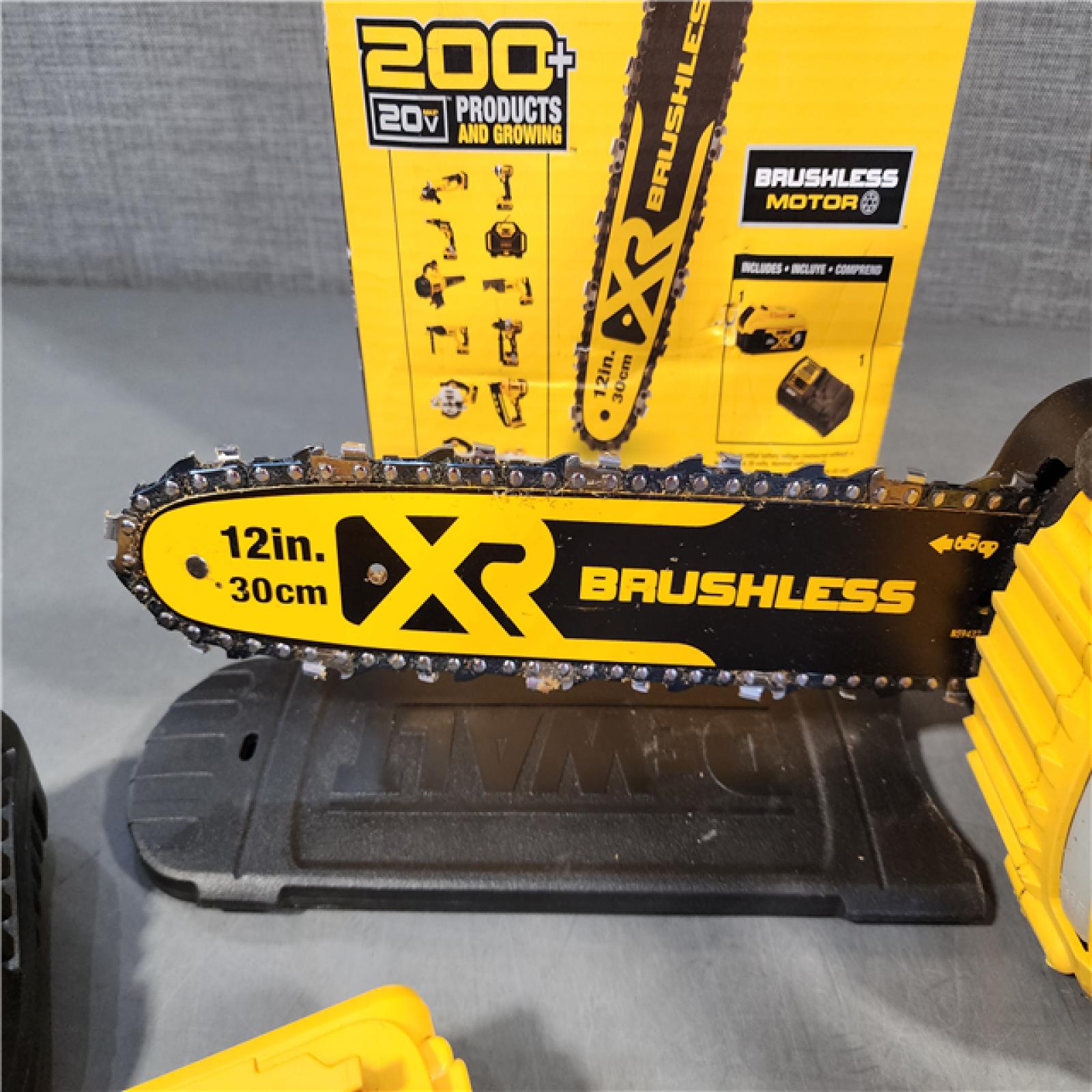 HOUSTON LOCATION - AS-IS Dewalt 7605686 12 in. 20V Battery Powered Chainsaw