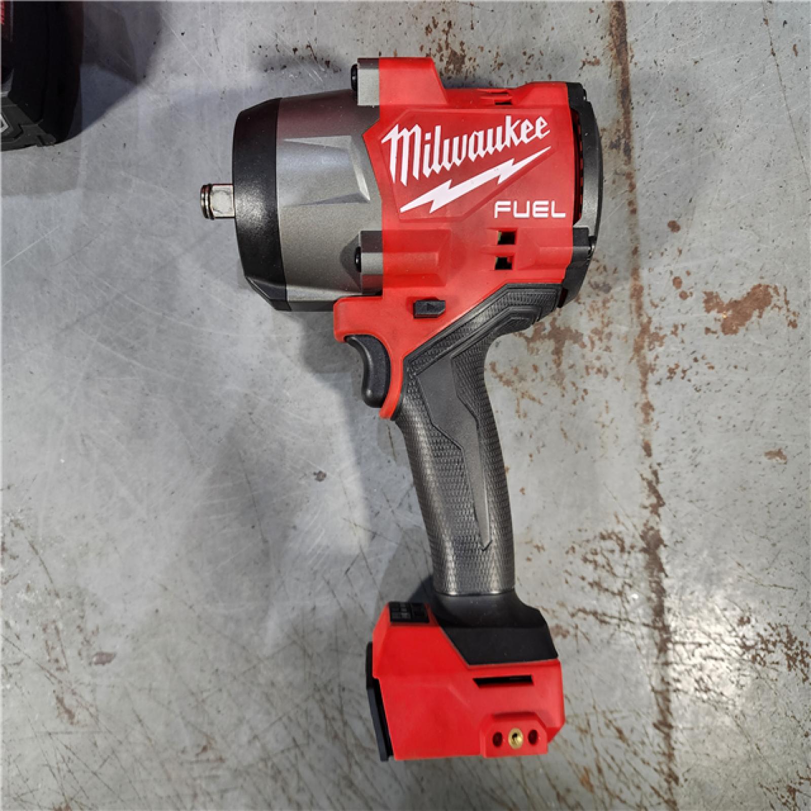 HOUSTON LOCATION - AS-IS Milwaukee M18 1/2 in. Cordless Brushless High Torque Impact Wrench Kit (Battery & Charger)