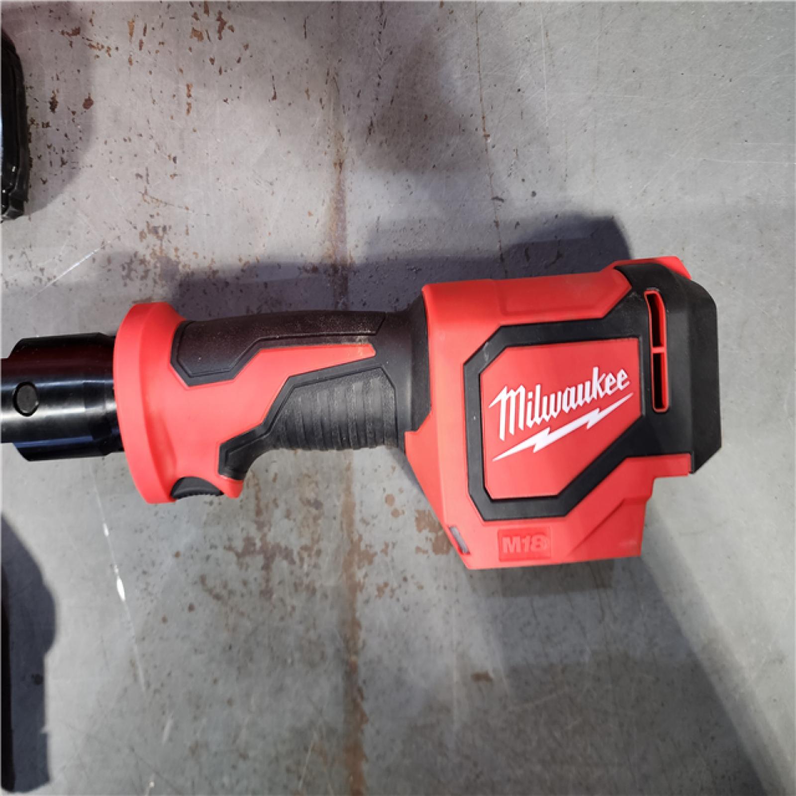 HOUSTON LOCATION - AS-IS M18 18V Lithium-Ion Cordless Short Throw Press Tool Kit with 3 PEX Crimp Jaws (2) 2.0 Ah Batteries and Charger