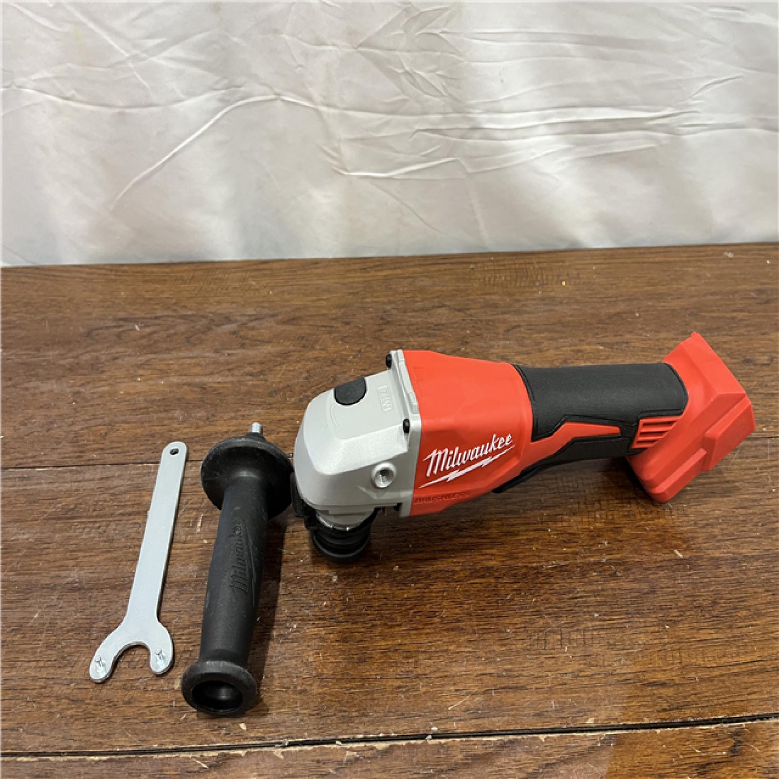 AS-ISMilwaukee 2686-20 18V Cordless 4.5 /5  Grinder W/ Paddle Switch (Tool Only)