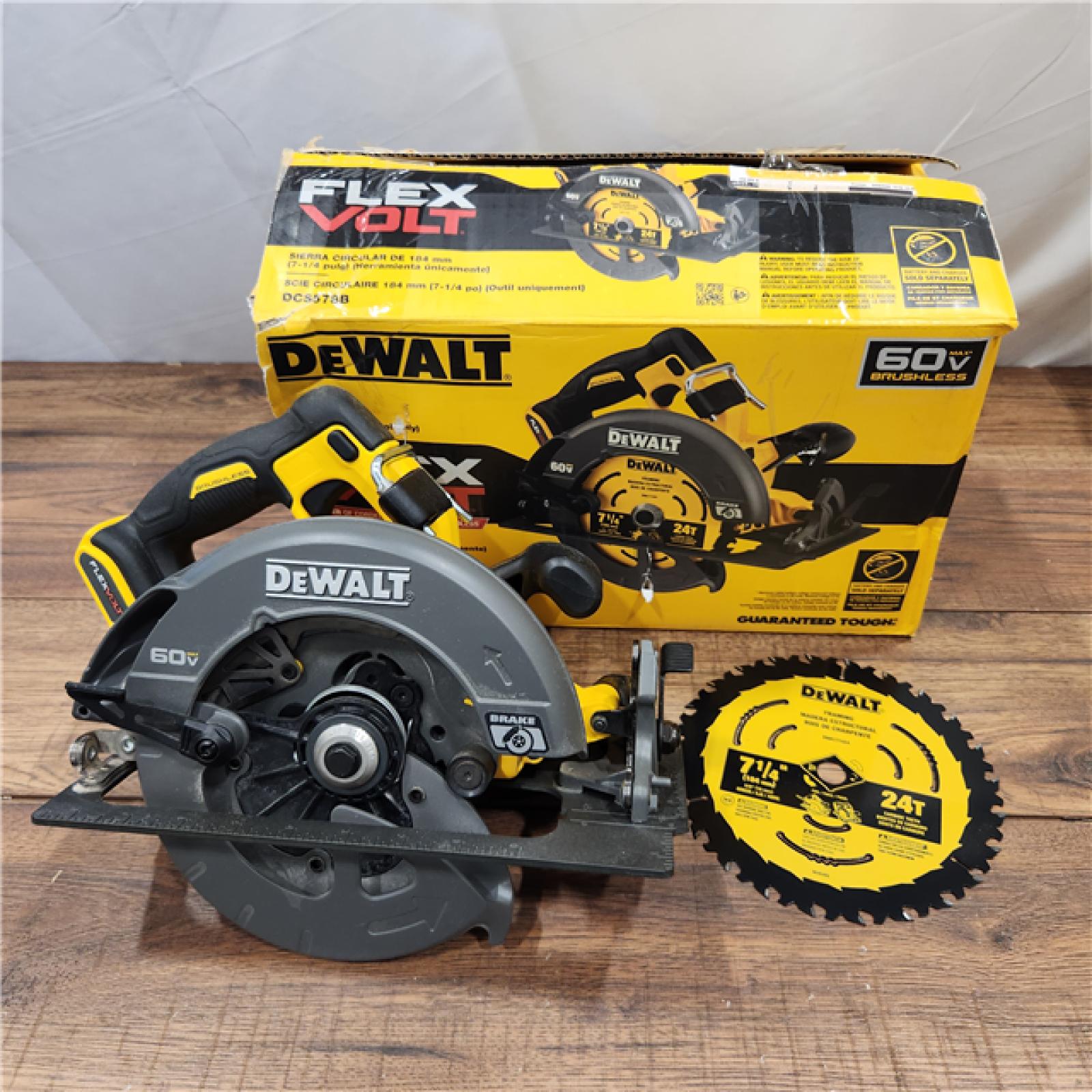 AS-IS DeWALT Flexvolt Max 7-1/4  60V Brushless Circular Saw DCS578B (Bare Tool)