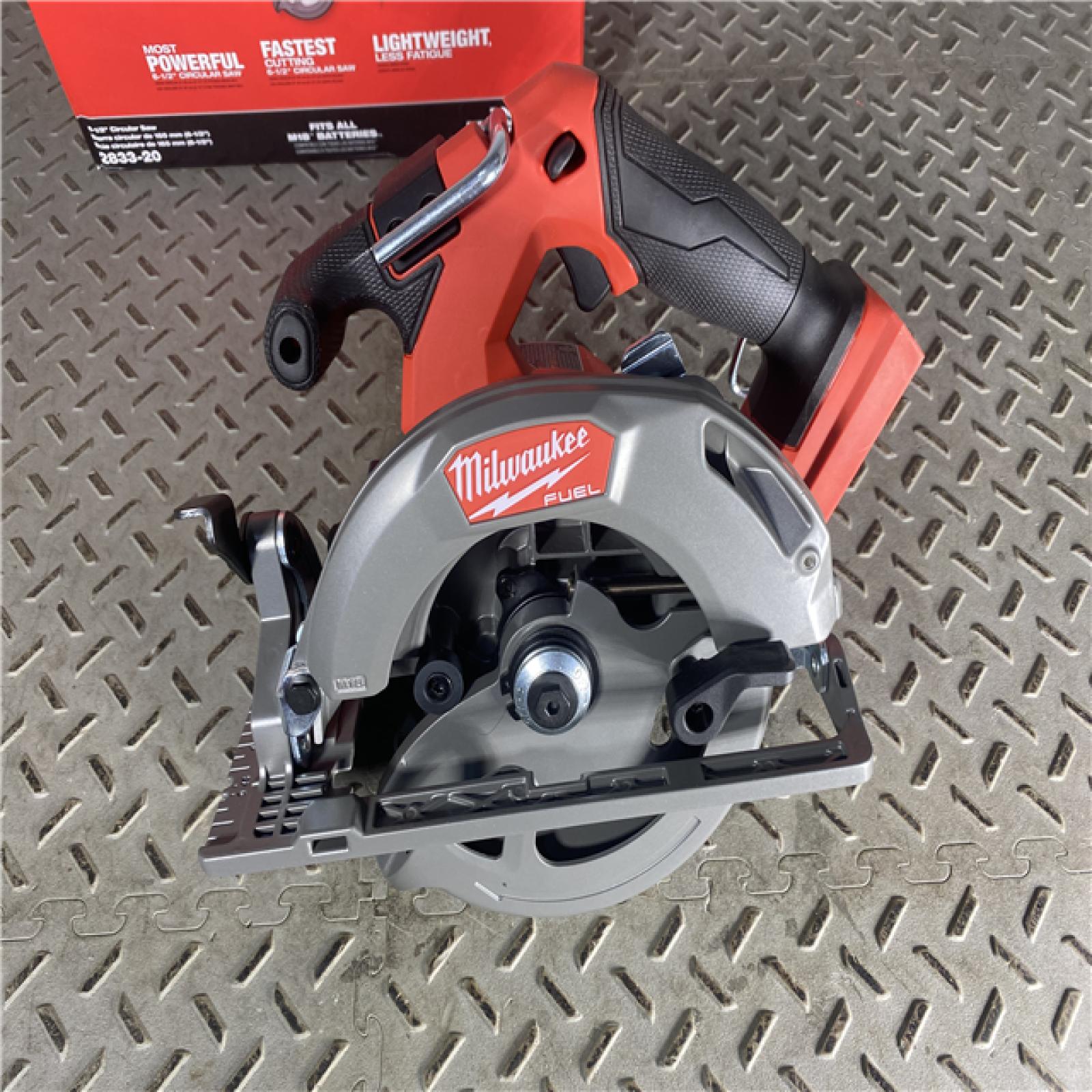 HOUSTON LOCATION - AS-ISM18 FUEL 18V Lithium-Ion Brushless Cordless 6-1/2 in. Circular Saw (Tool-Only)