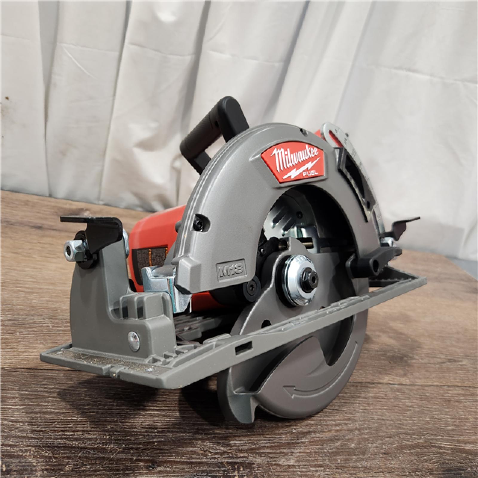 AS-IS Milwaukee 2830-20 Rear Handle Circular Saw M18 FUEL 7-1/4  Cordless Brushless Tool Only