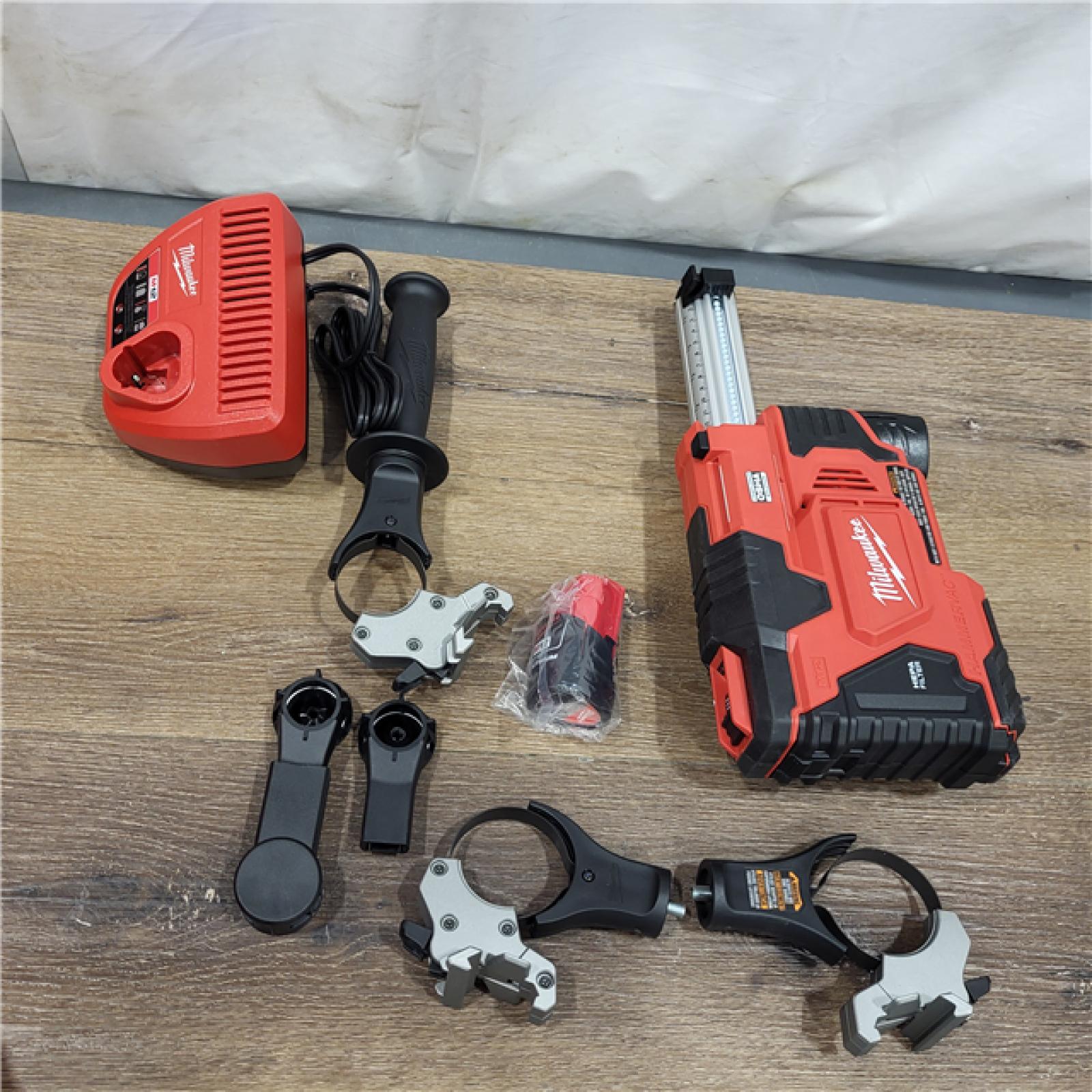 AS-IS Refurbished Milwaukee 2509-22 M12 12-Volt Lithium-Ion Cordless Hammer Vac Universal Dust Extractor Kit