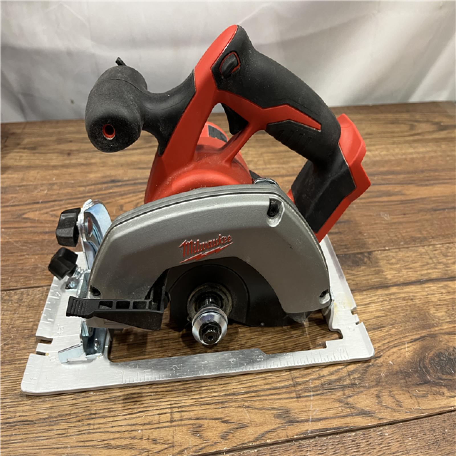 AS-IS Milwaukee 2630-20 M18 Cordless 6-1/2 Circular Saw Bare Tool Only - All