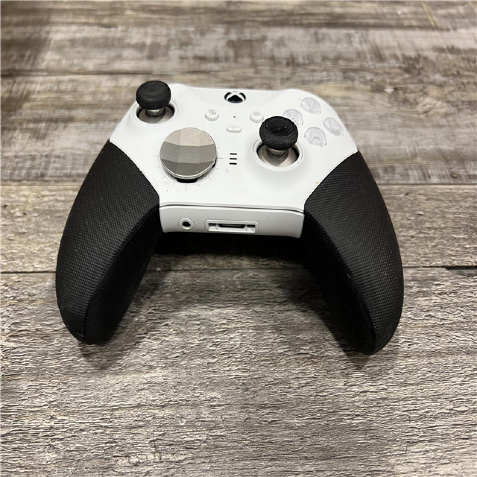 AS-IS Microsoft - Elite Series 2 Core Wireless Controller