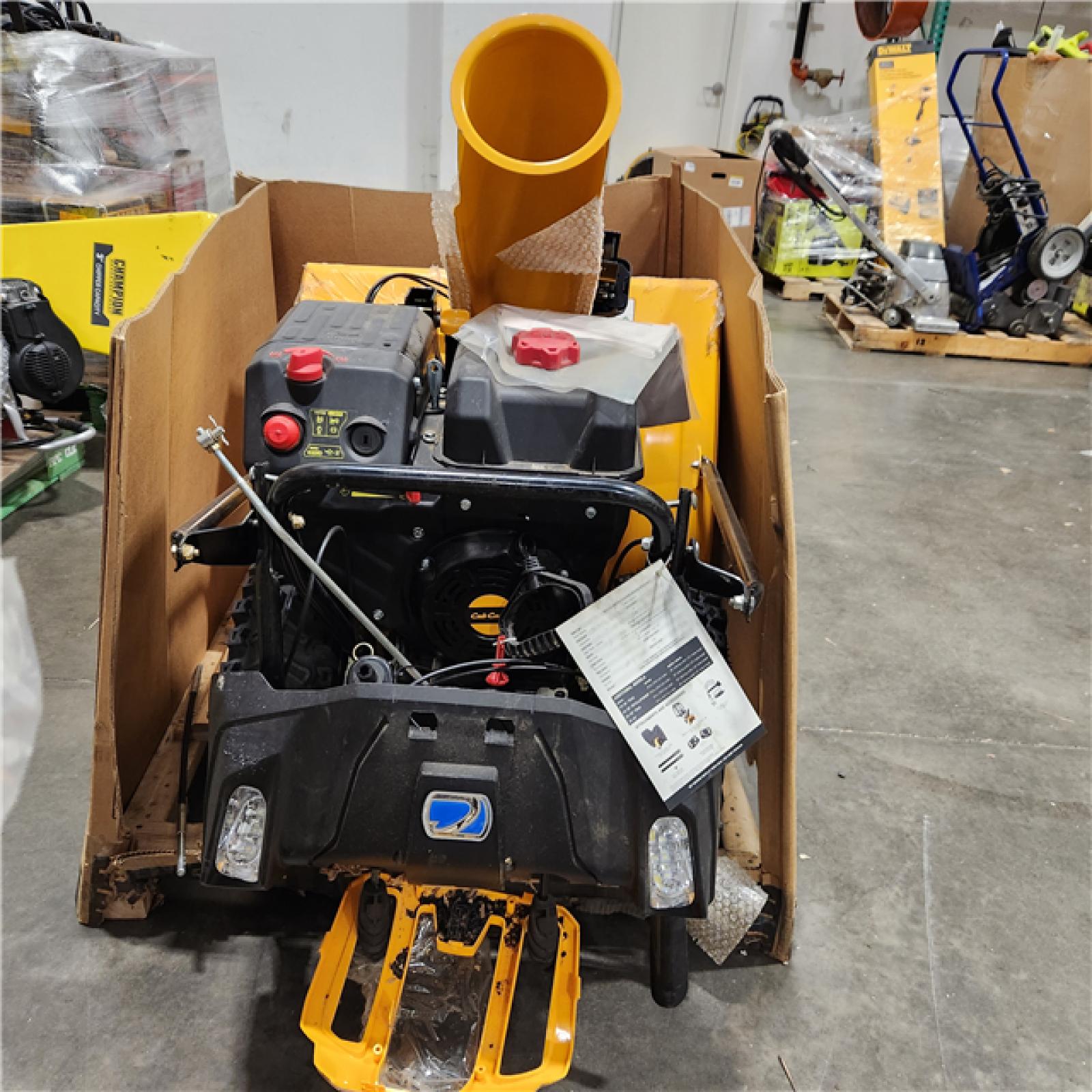 Dallas Location - As-Is Cub Cadet 2X MAX 30 in. 357cc Two-Stage Electric Start Gas Snow Blower