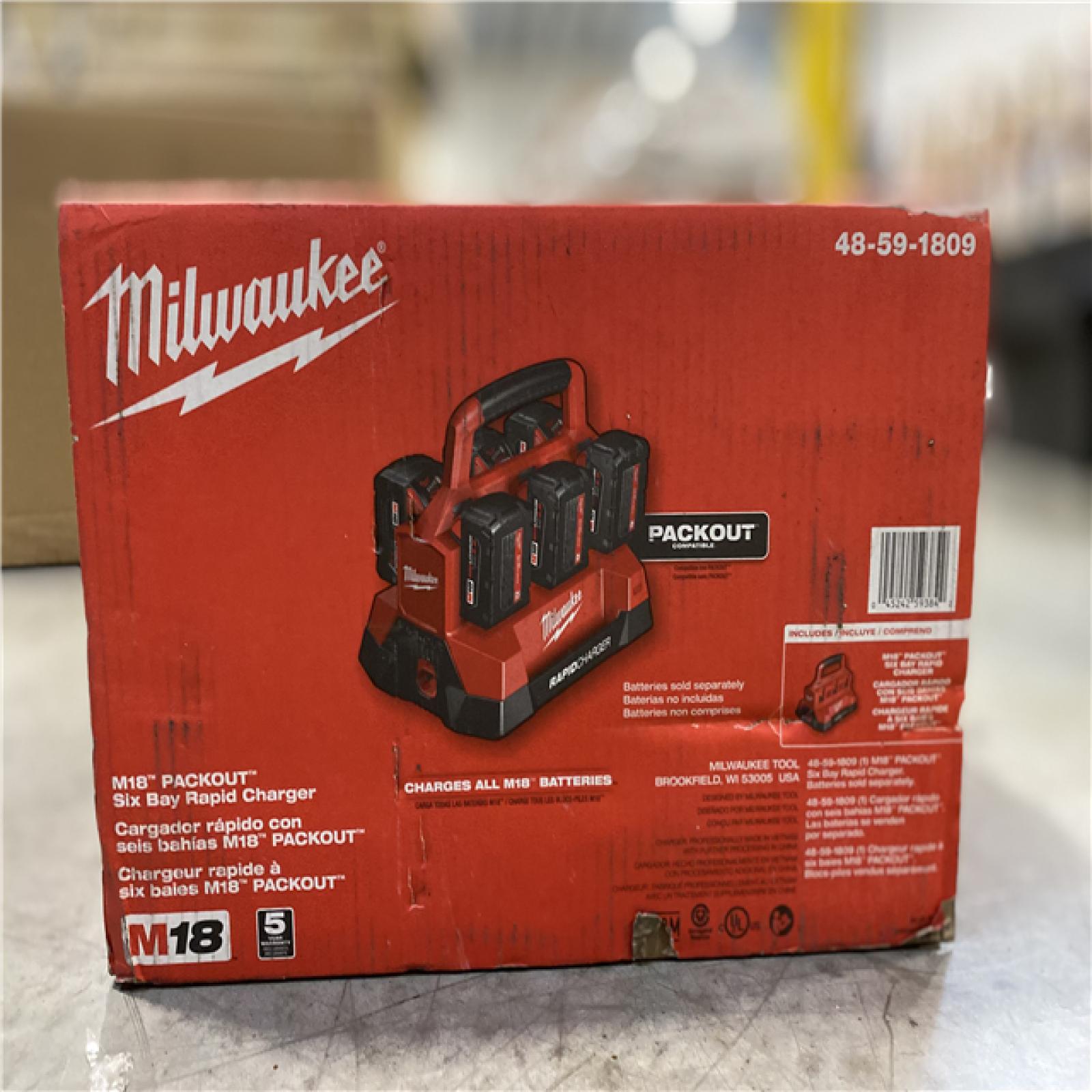 NEW! -Milwaukee M18 18V Lithium-Ion PACKOUT 6-Port Rapid Charger