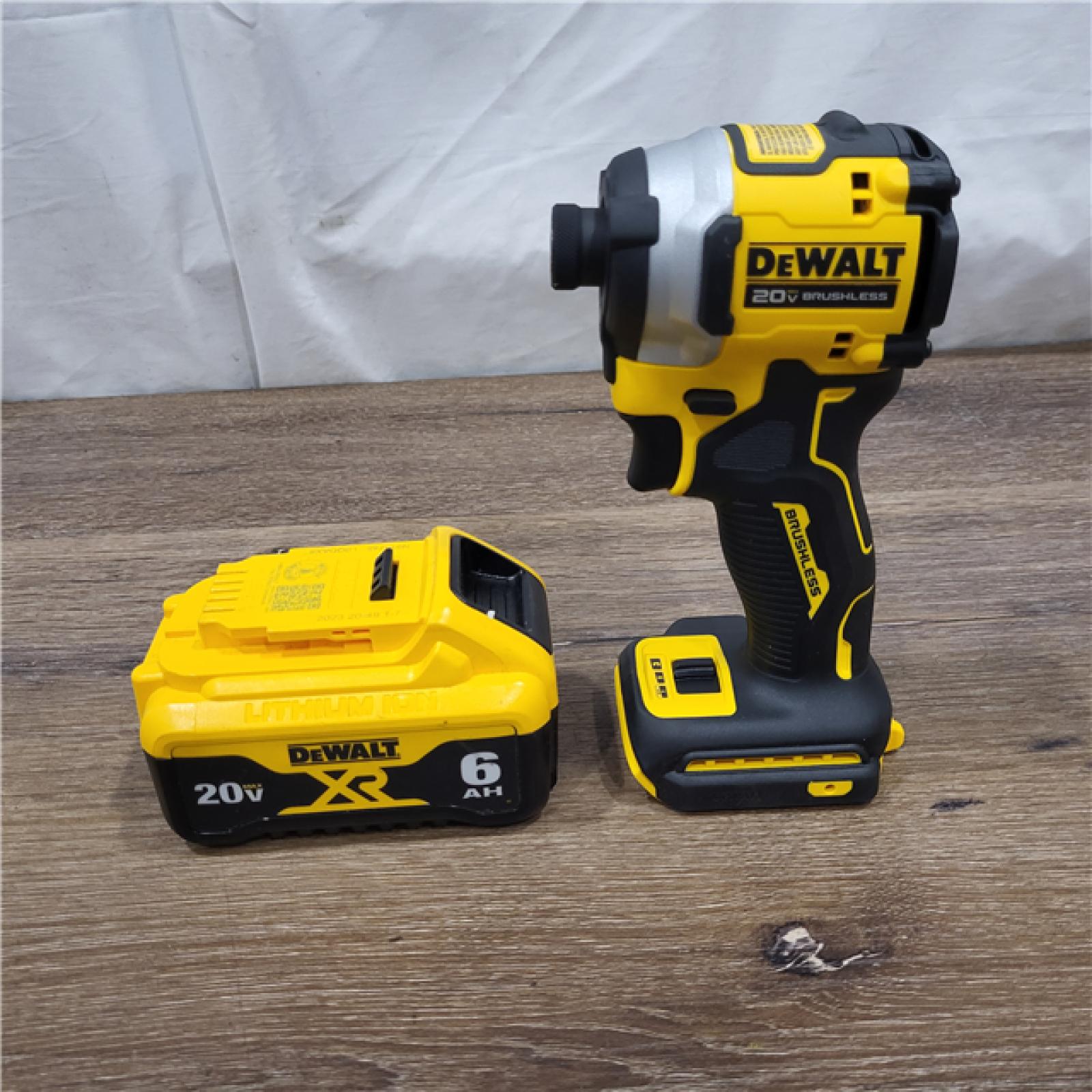 AS-IS ATOMIC 20V MAX Lithium-Ion Cordless 1/4 in. Brushless Impact Driver Kit, 5 Ah Battery, Charger, and Bag