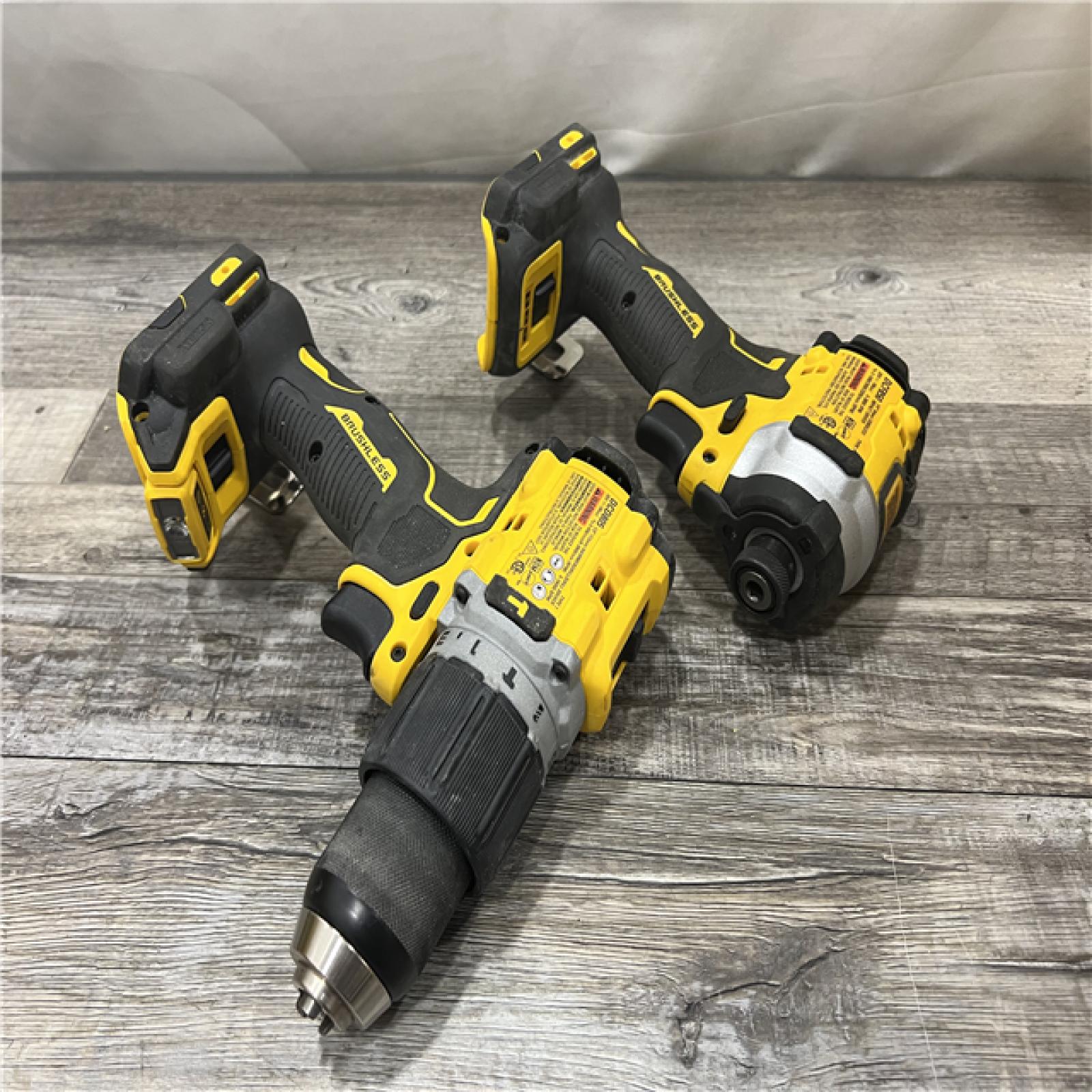 AS-IS DEWALT 20V MAX XR Hammer Drill and ATOMIC Impact Driver 2 Tool Cordless Combo Kit with (2) 4.0Ah Batteries, Charger, and Bag