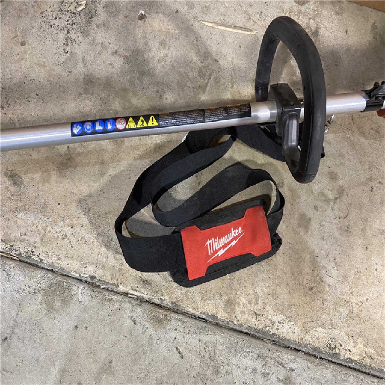 HOUSTON LOCATION - AS-IS Milwaukee M18 FUEL 17 Dual Battery String Trimmer