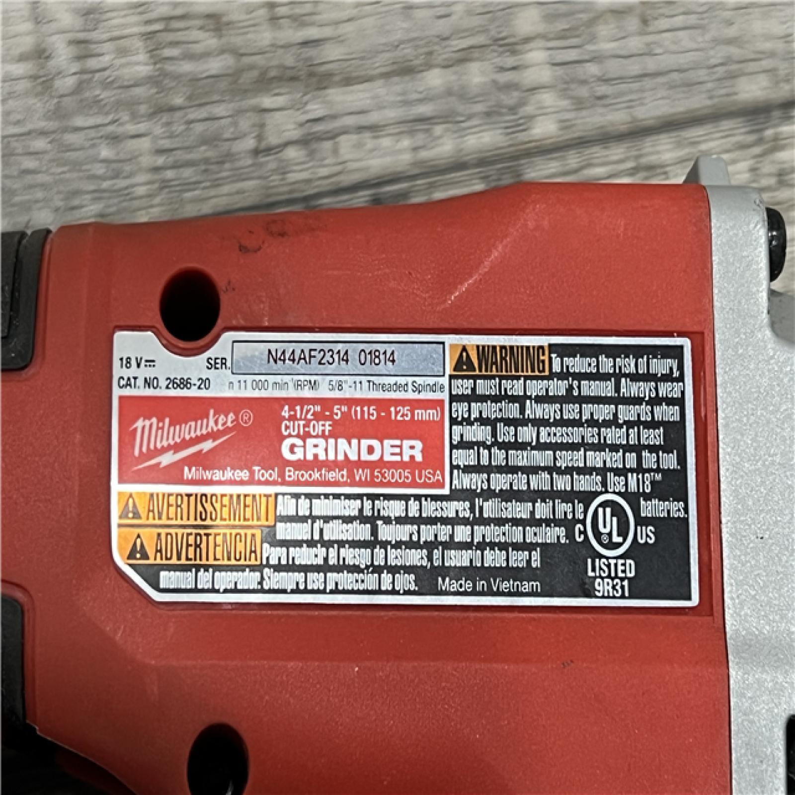 AS-IS Milwaukee 2686-20 18V Cordless 4.5 /5  Grinder W/ Paddle Switch (Tool Only)