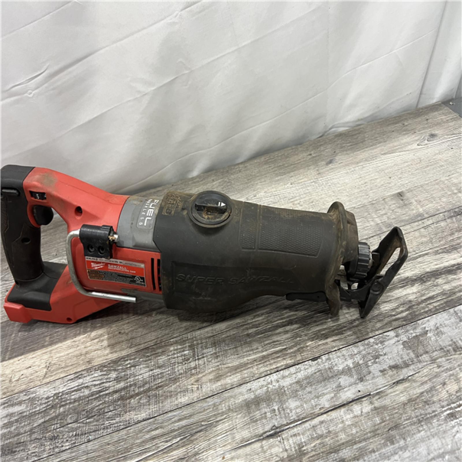 AS-IS Milwaukee M18 Fuel 18V Brushless Super Sawzall Reciprocating Saw 2722-20 (Bare Tool)