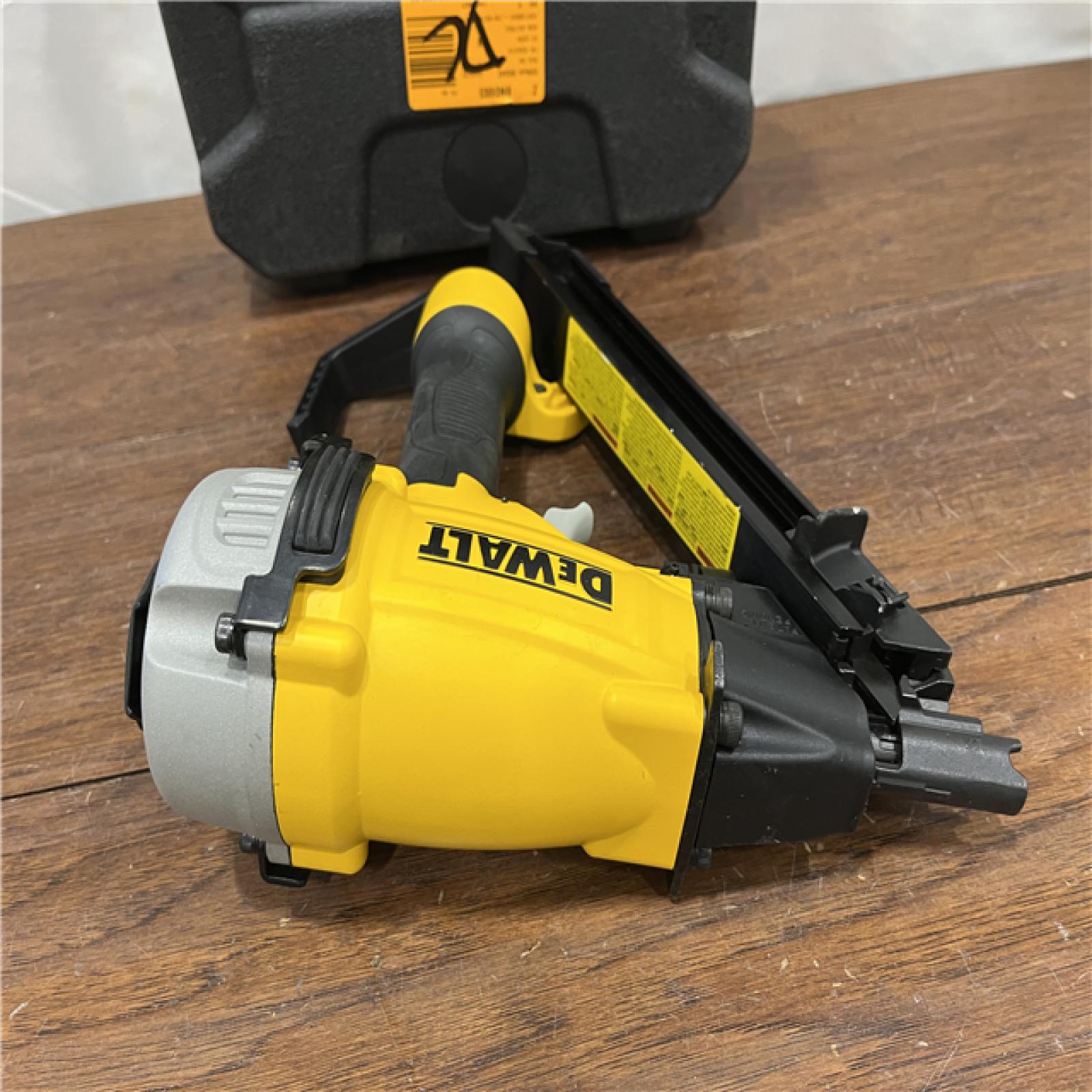 AS-ISDEWALT 35-Degree Pneumatic Metal Connector Nailer